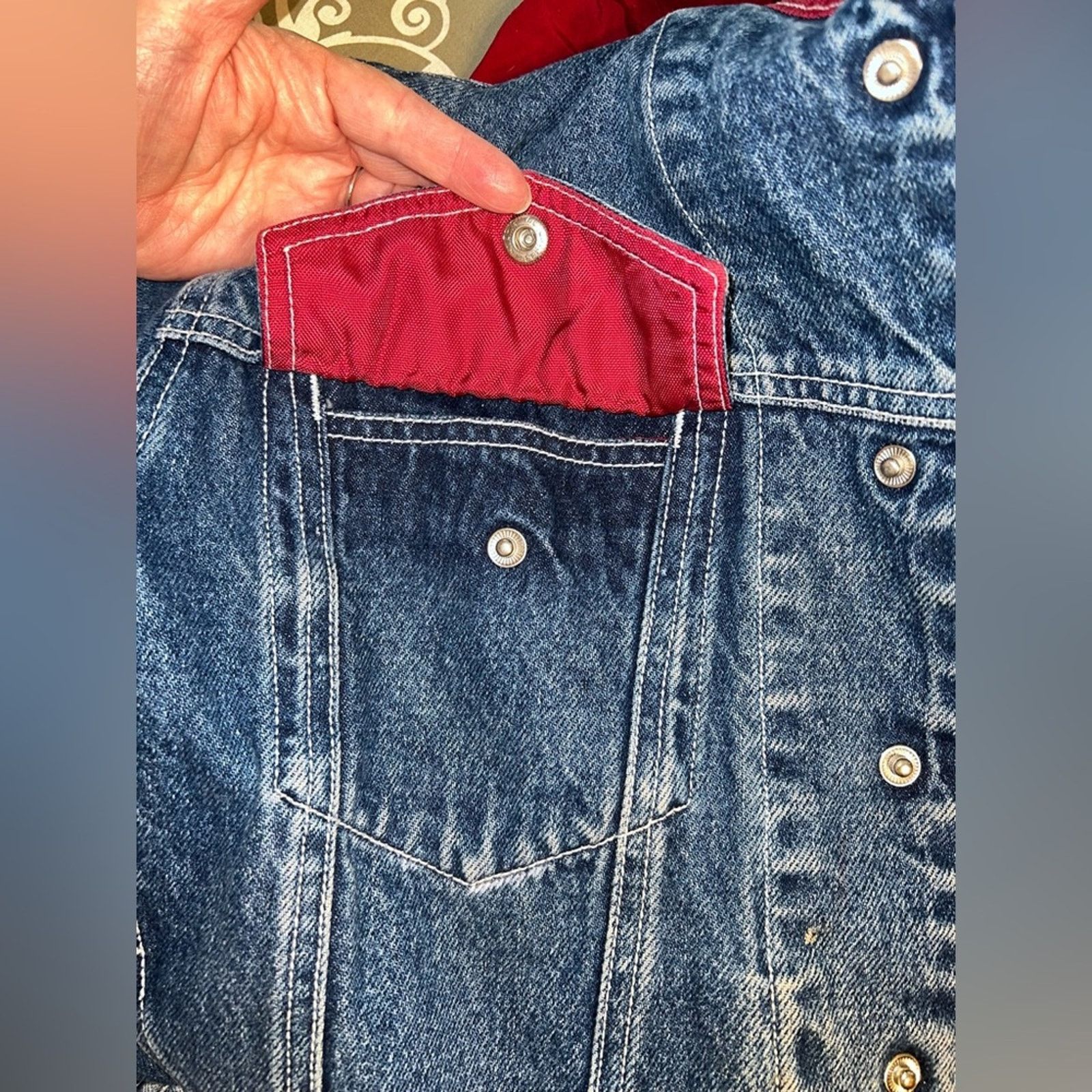 Tommy Hilfiger Super Cool Vintage 90s Tommy Hilfiger Jean Jacket! Size L / US 10 / IT 46 - 11 Thumbnail