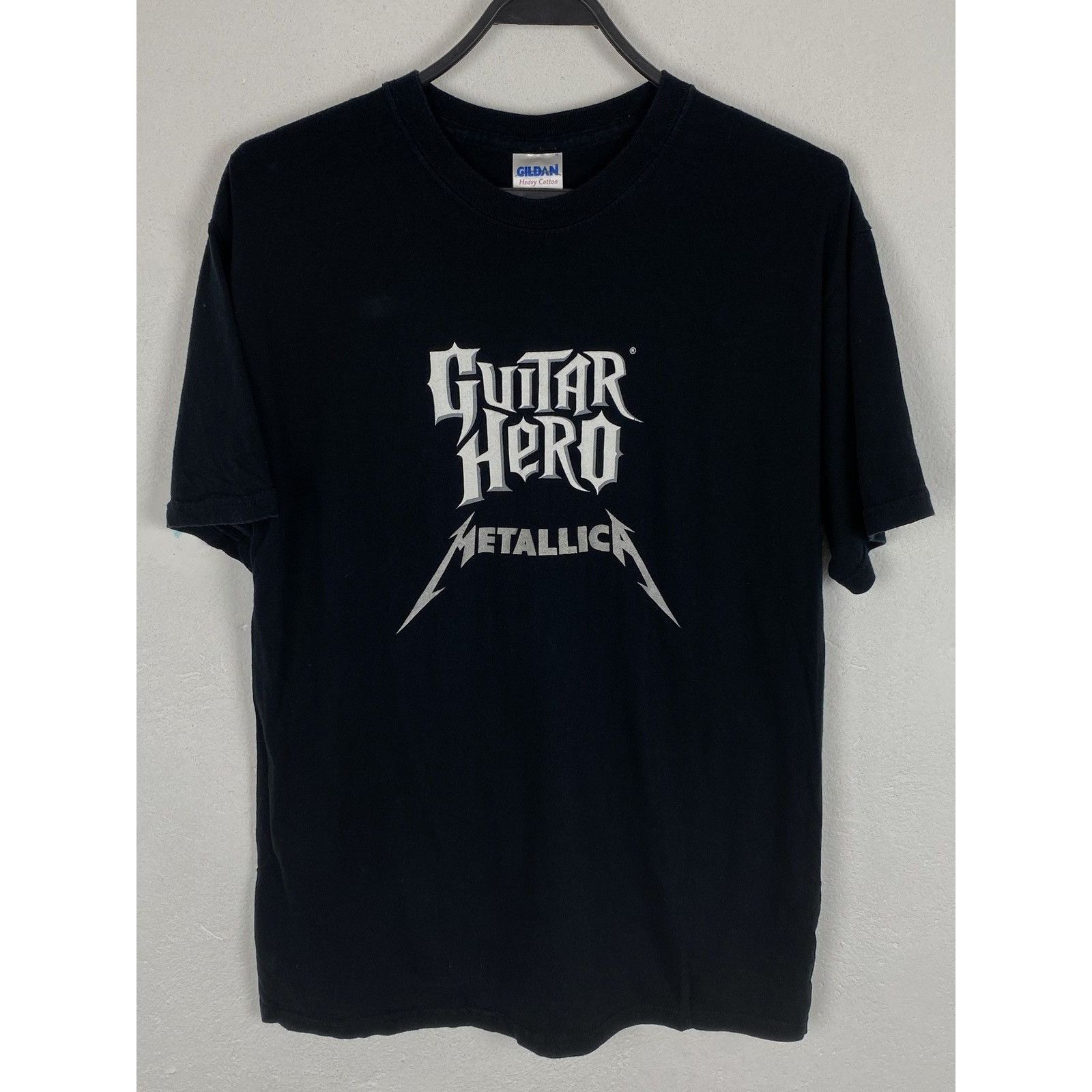 Band Tees 00s Vintage Metallica x Guitar Hero Tour T-Shirt In Black Size US M / EU 48-50 / 2 - 1 Thumbnail