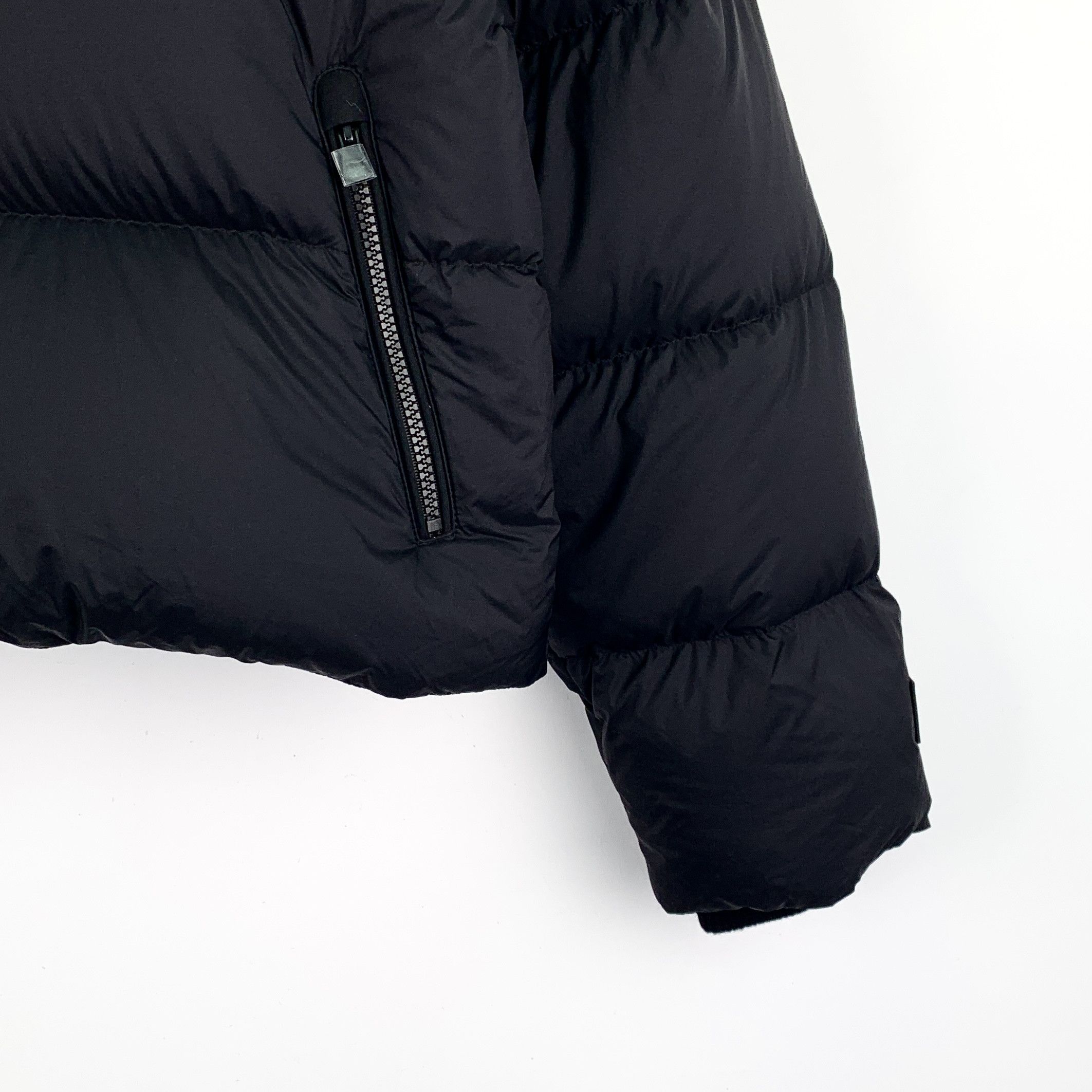 Burberry Burberry Check Down Jacket Black (L) Size US L / EU 52-54 / 3 - 4 Thumbnail