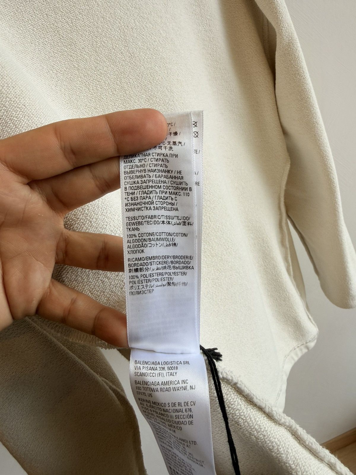Balenciaga Balenciaga Garde-Robe Cream Beige Hoodie Women BB Size S Size S / US 4 / IT 40 - 13 Thumbnail