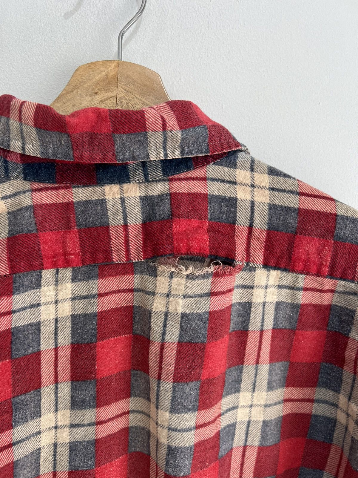 Fruit Of The Loom Vintage Fruit Of The Loom Button Up Flannel Shirt thrashed Size US XL / EU 56 / 4 - 3 Thumbnail