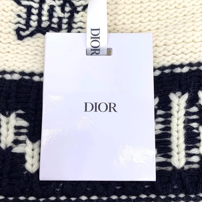 Dior Dior Beige wool ox horn button knitted cardigan coat Size XS / US 0-2 / IT 36-38 - 6 Thumbnail