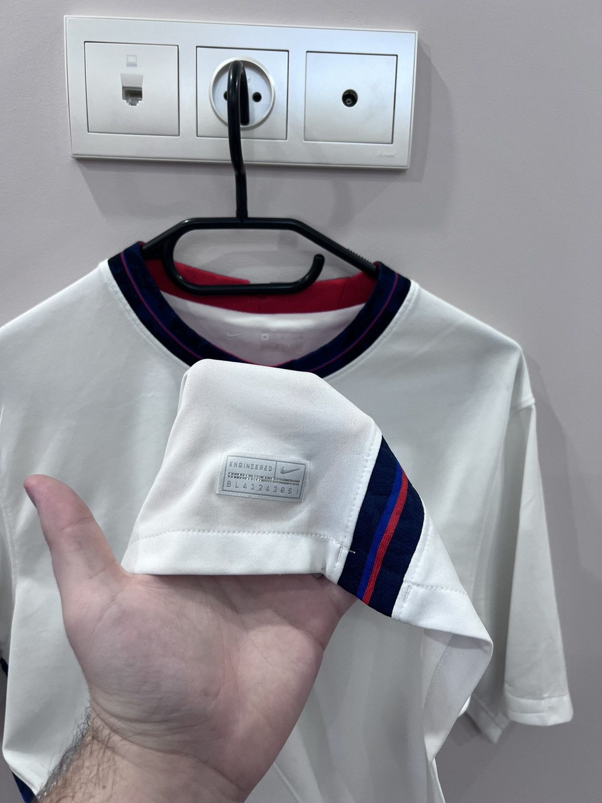 Nike RARE Vintage England 2020 Nike Soccer Jersey y2k blokcore Size US M / EU 48-50 / 2 - 7 Thumbnail
