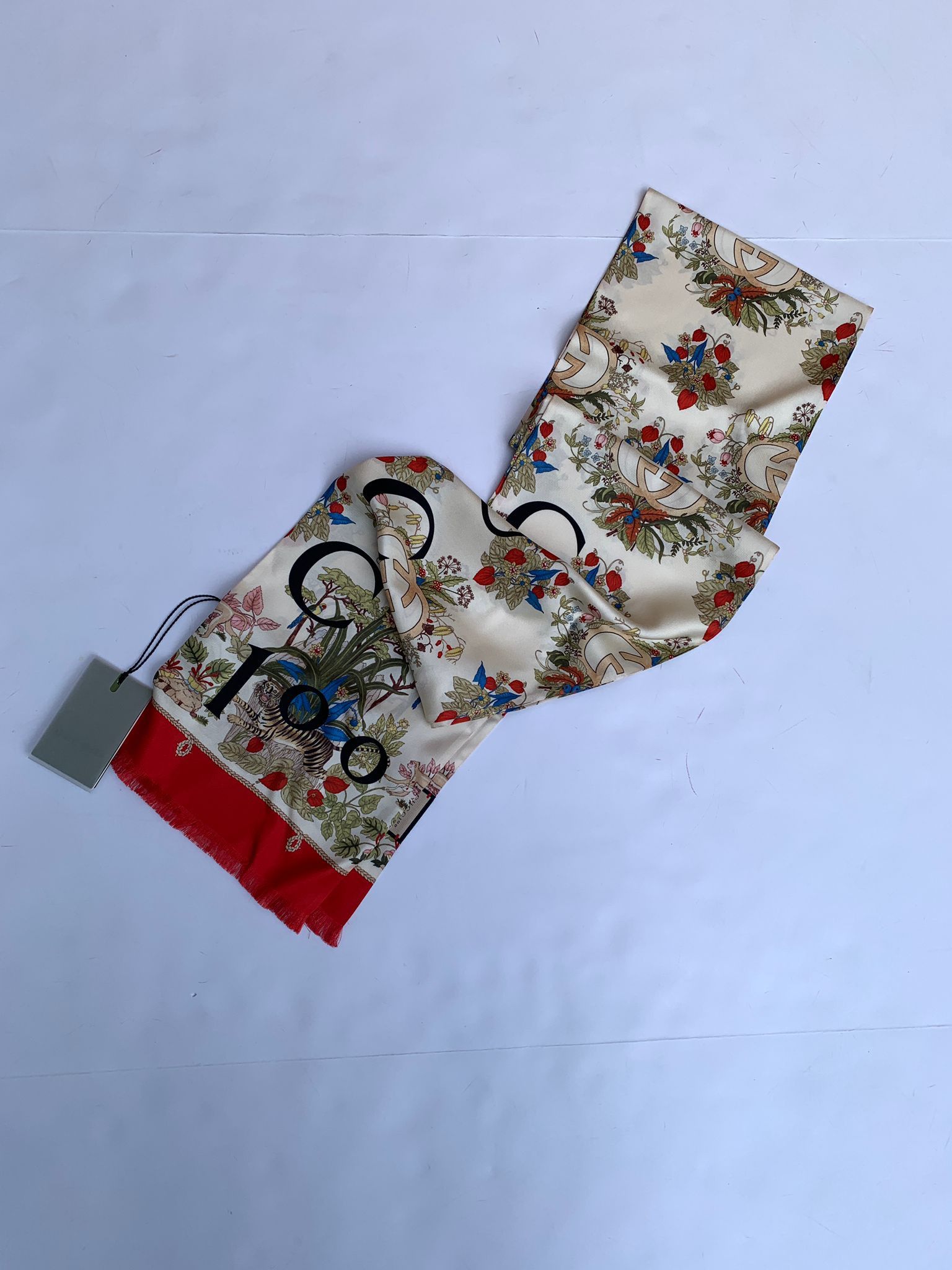 Gucci Gucci Lady Savanero Silk Scarf Brand New With Tags Size ONE SIZE - 4 Thumbnail