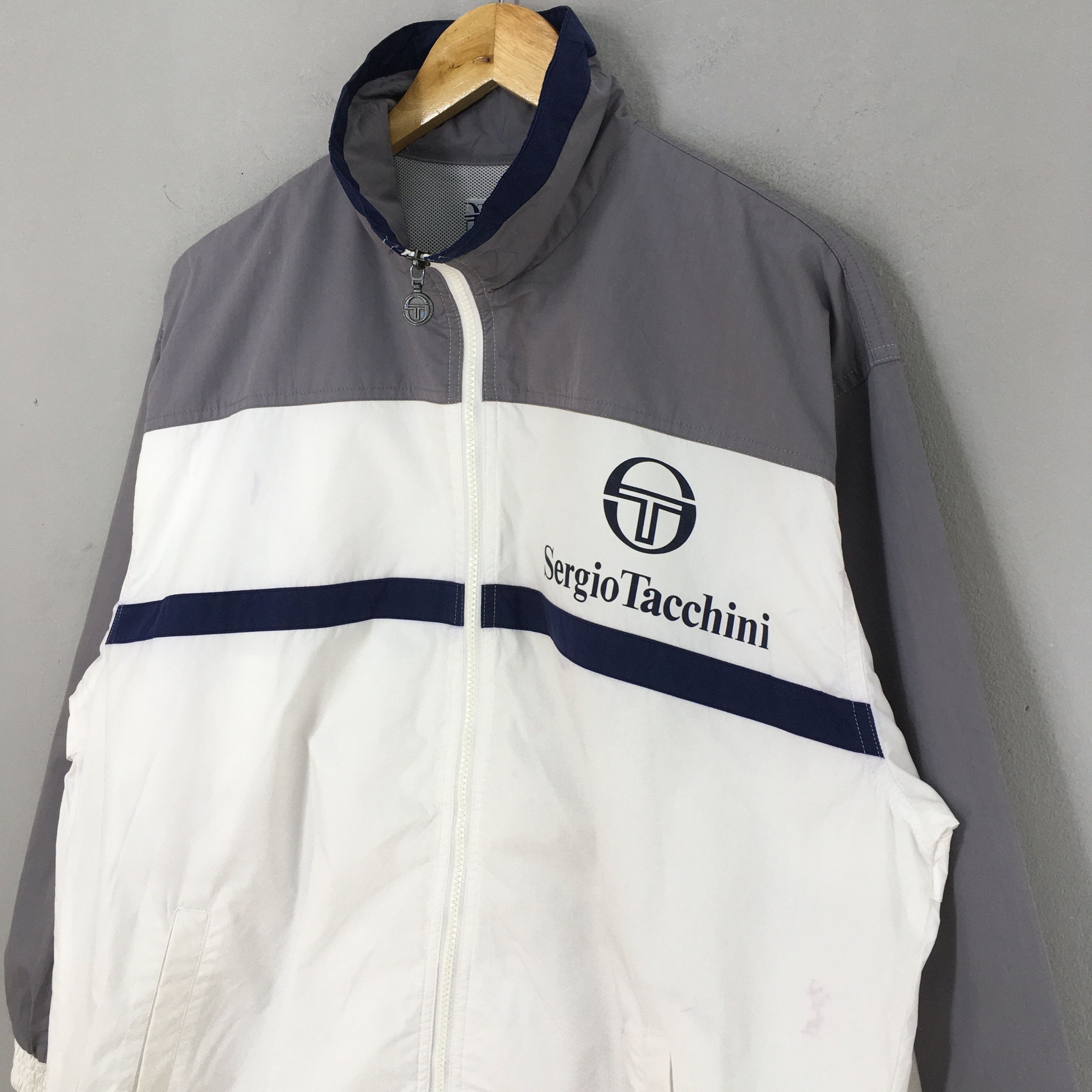 Sergio Tacchini Vintage Sergio Tacchini Windbreaker White Jacket Medium Size US M / EU 48-50 / 2 - 4 Thumbnail