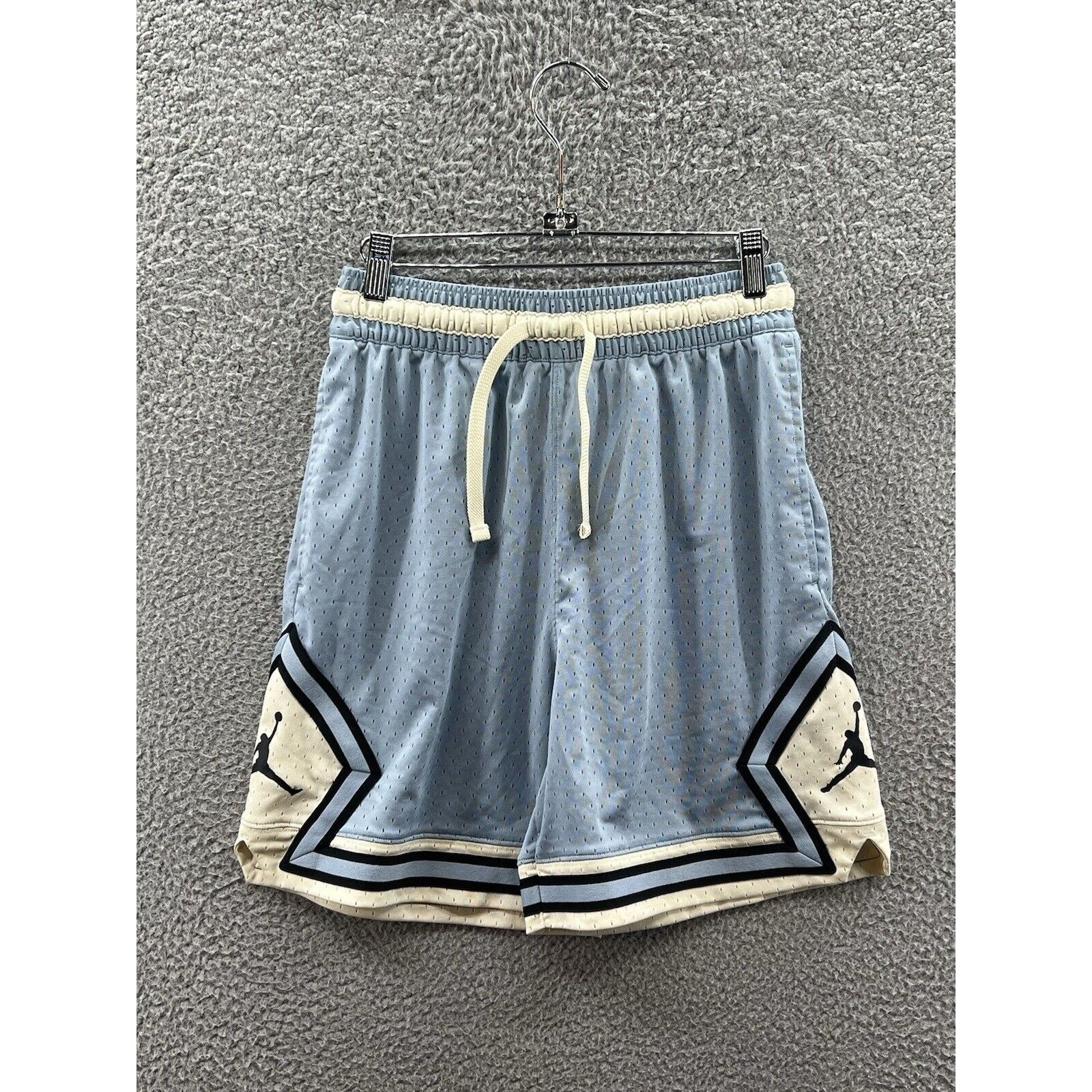Jordan Brand Jordan Dri Fit Diamond Shorts Baby Blue/Coconut DX1487-436 Size US 34 / EU 50 - 1 Thumbnail