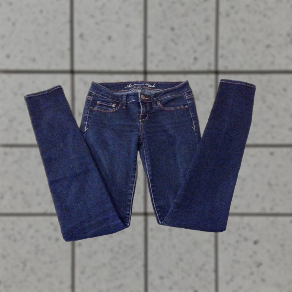 American Eagle Outfitters Womens American Eagle Outfitters Jeans Skinny 4 Denim Blue 31 Inseam Womens Regular 4 Jeans Skinny Denim Blue Size 27" / US 4 / IT 40 - 1 Thumbnail