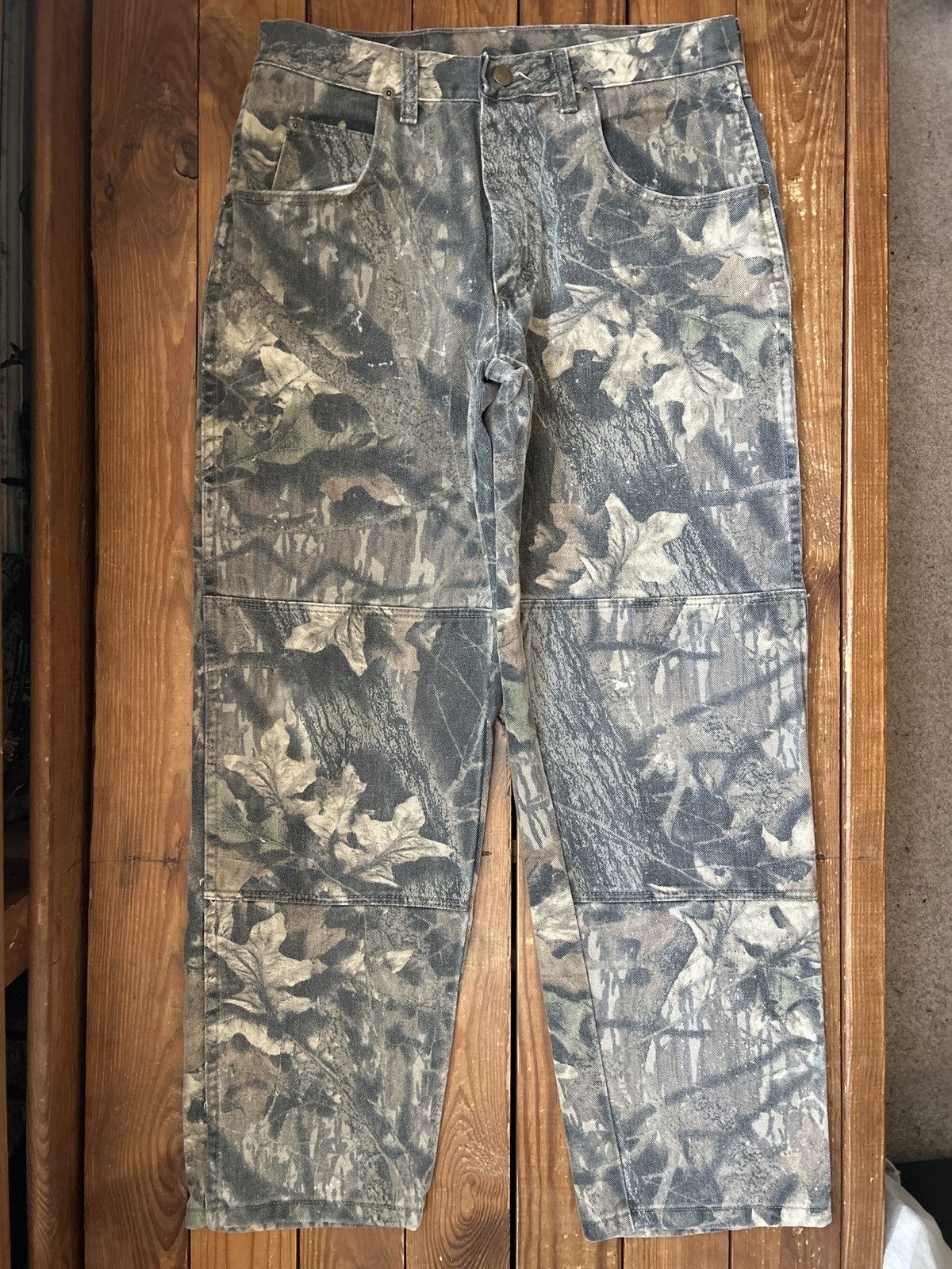 Realtree × Vintage × Wrangler Vintage Wrangler Real Tree Camo Double Knee Jeans Size US 30 / EU 46 - 1 Thumbnail