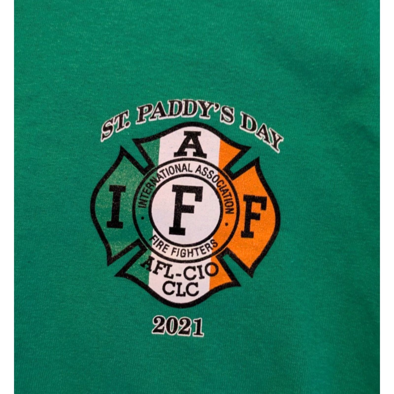 Gildan VINTAGE Womens IAFF Firefighters Union St Patricks Day Montgomery Co MD Shirt Medium Size M / US 6-8 / IT 42-44 - 2 Thumbnail