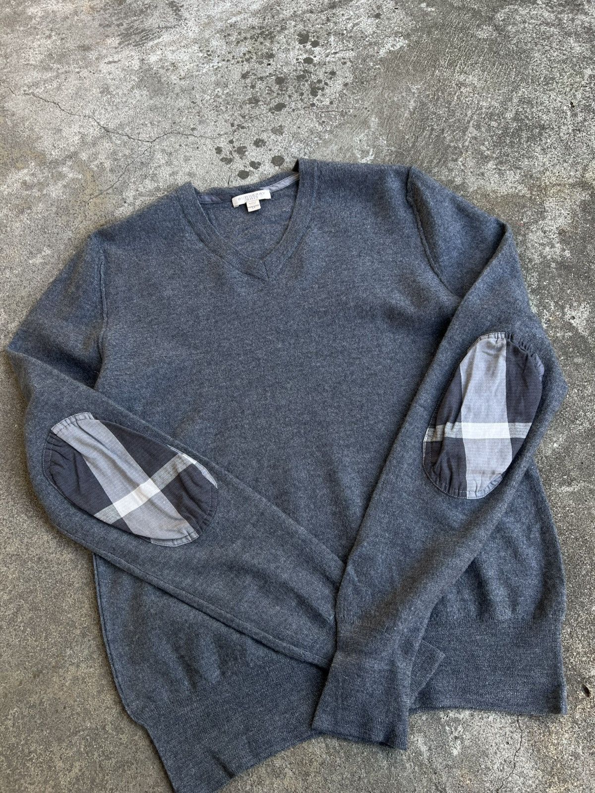 Burberry Burberry Brit Wool Sweater Patchwork V-Neck Knit London Size US M / EU 48-50 / 2 - 6 Thumbnail