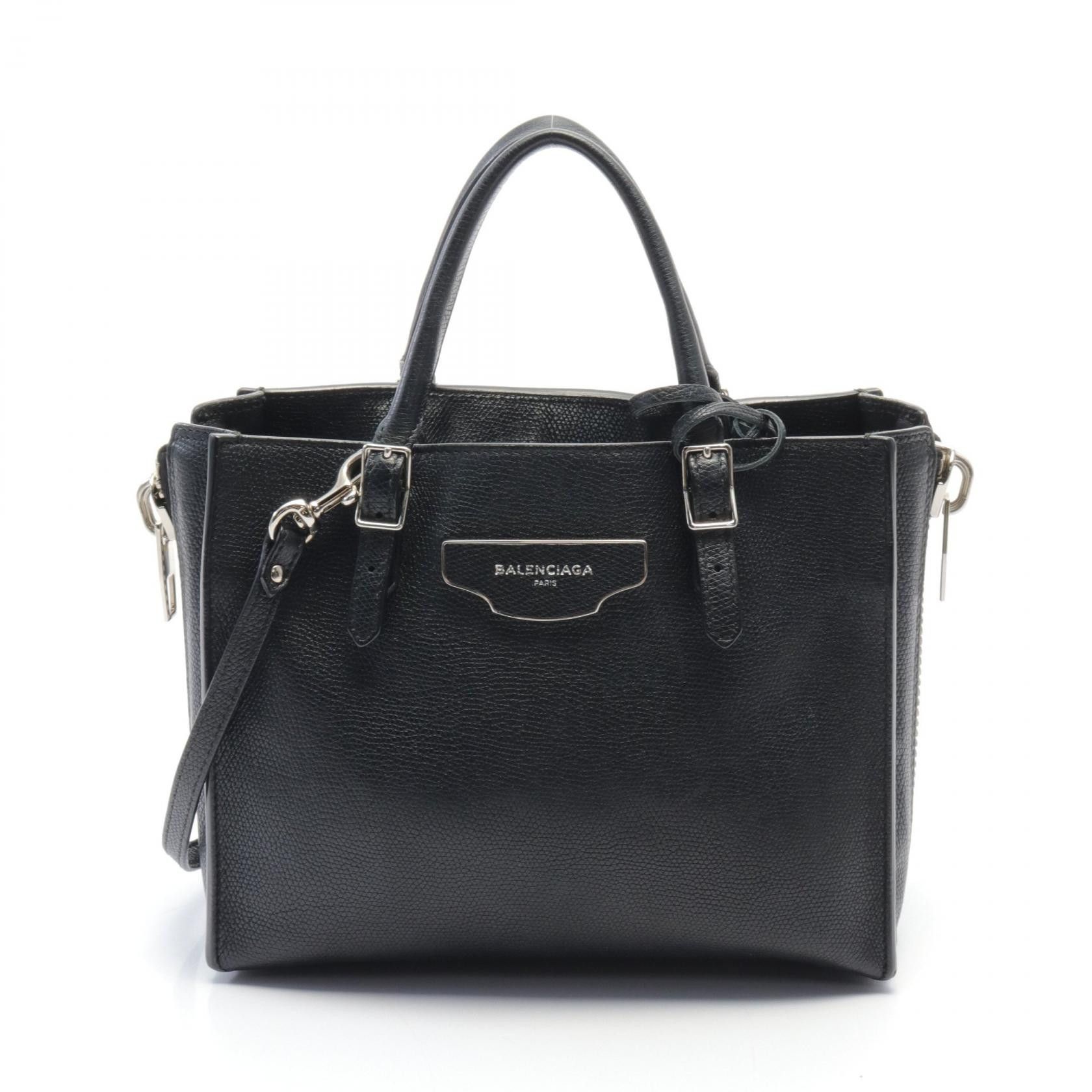 Balenciaga Balenciaga Mini Papier Bag Leather Crossbody Bag 399531 in Very Good Condition Size ONE SIZE - 1 Thumbnail
