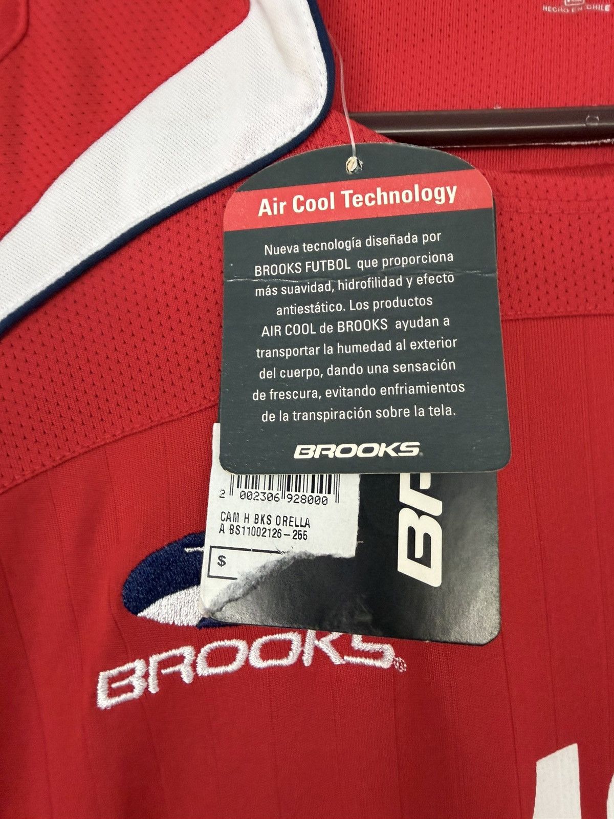 Brooks BROOKS ORELLANA CHILE NATIONAL JERSEY 2008 WORLD CUP SOCCER Size US XL / EU 56 / 4 - 10 Thumbnail