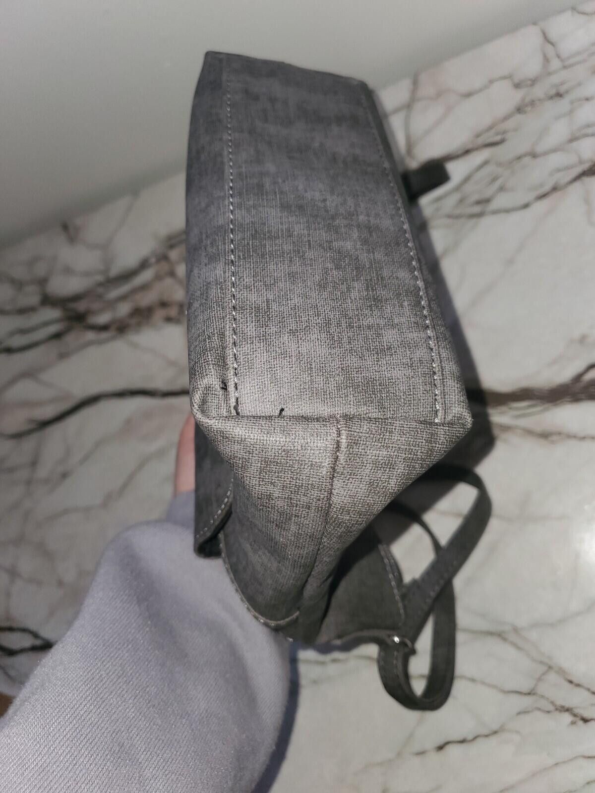 Other Multi-Sac Gray Faux Leather Silvertoned Hardware Purse Size ONE SIZE - 10 Thumbnail