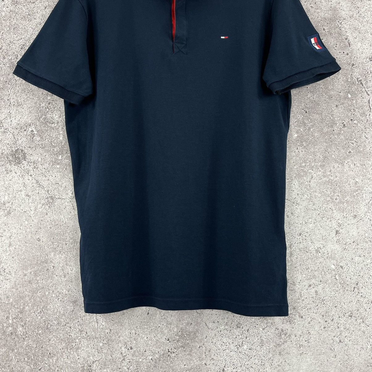 Japanese Brand × Tommy Hilfiger Tommy Hilfiger Polo T-Shirt Embroidery Logo Navy Size L Size US L / EU 52-54 / 3 - 6 Thumbnail