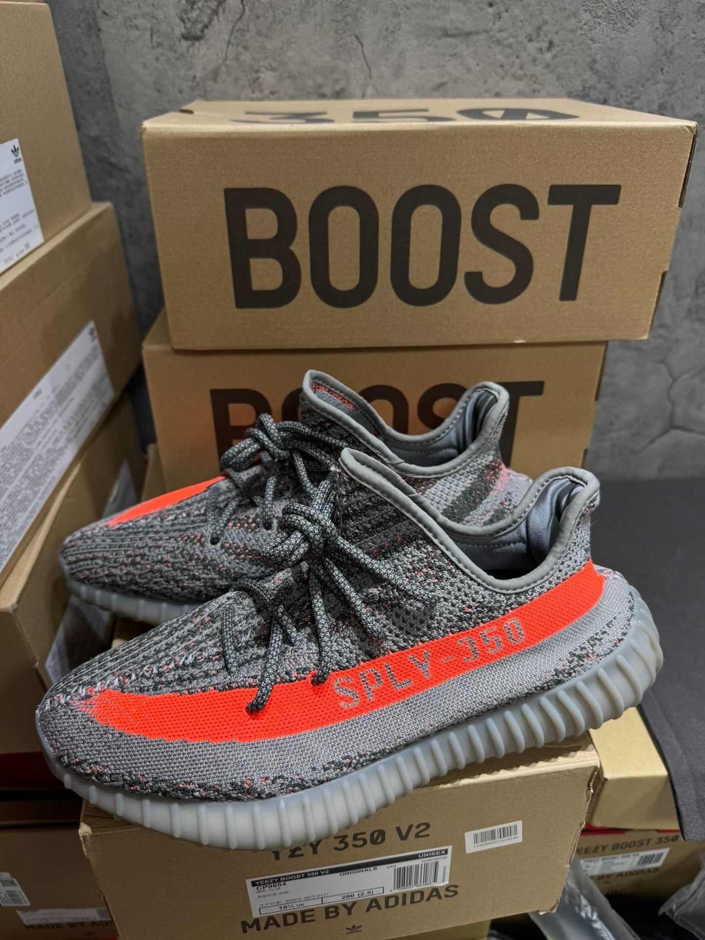 Adidas Adidas YEEZY350 Gray Lowtop Sneakers 9.5 Men Size US 9.5 / EU 42-43 - 1 Thumbnail