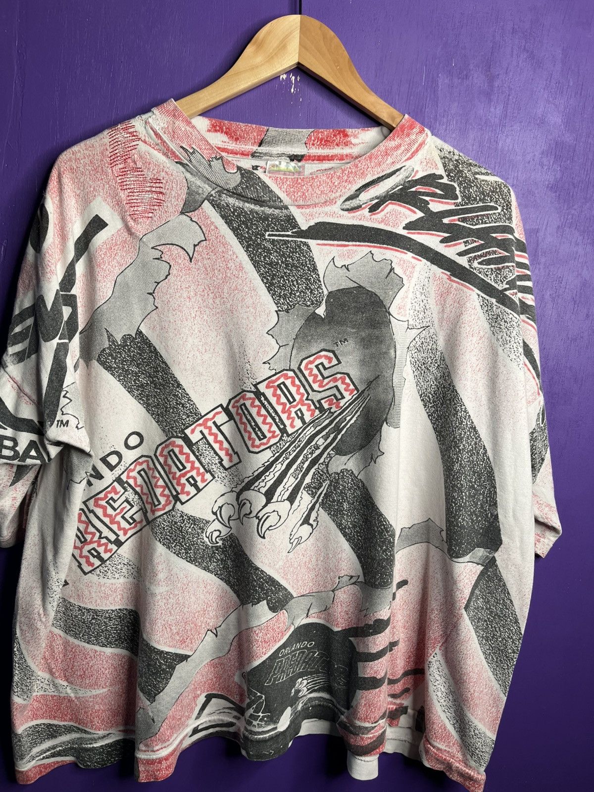 Vintage Vintage 90s Orlando predators claw marks AOP t-shirt Size US XXL / EU 58 / 5 - 3 Thumbnail