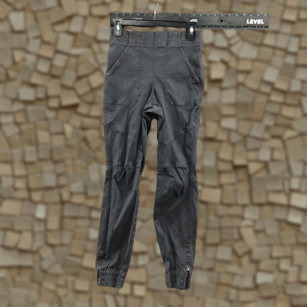 Spanx Spanx Stretch Twill Cargo Jogger Pants Size S Womens Gray Size 28" / US 6 / IT 42 - 1 Thumbnail
