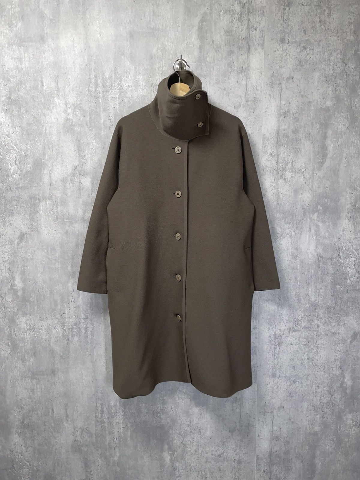 image of Me Issey Miyake - High Neck Long Coat(F) in Brown, Women's