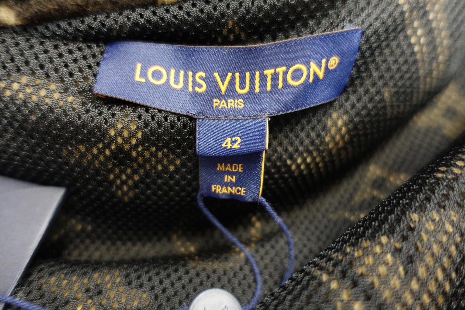 Louis Vuitton Louis Vuitton Monogram Fleece Parka Brown Size US XS / EU 42 / 0 - 6 Thumbnail