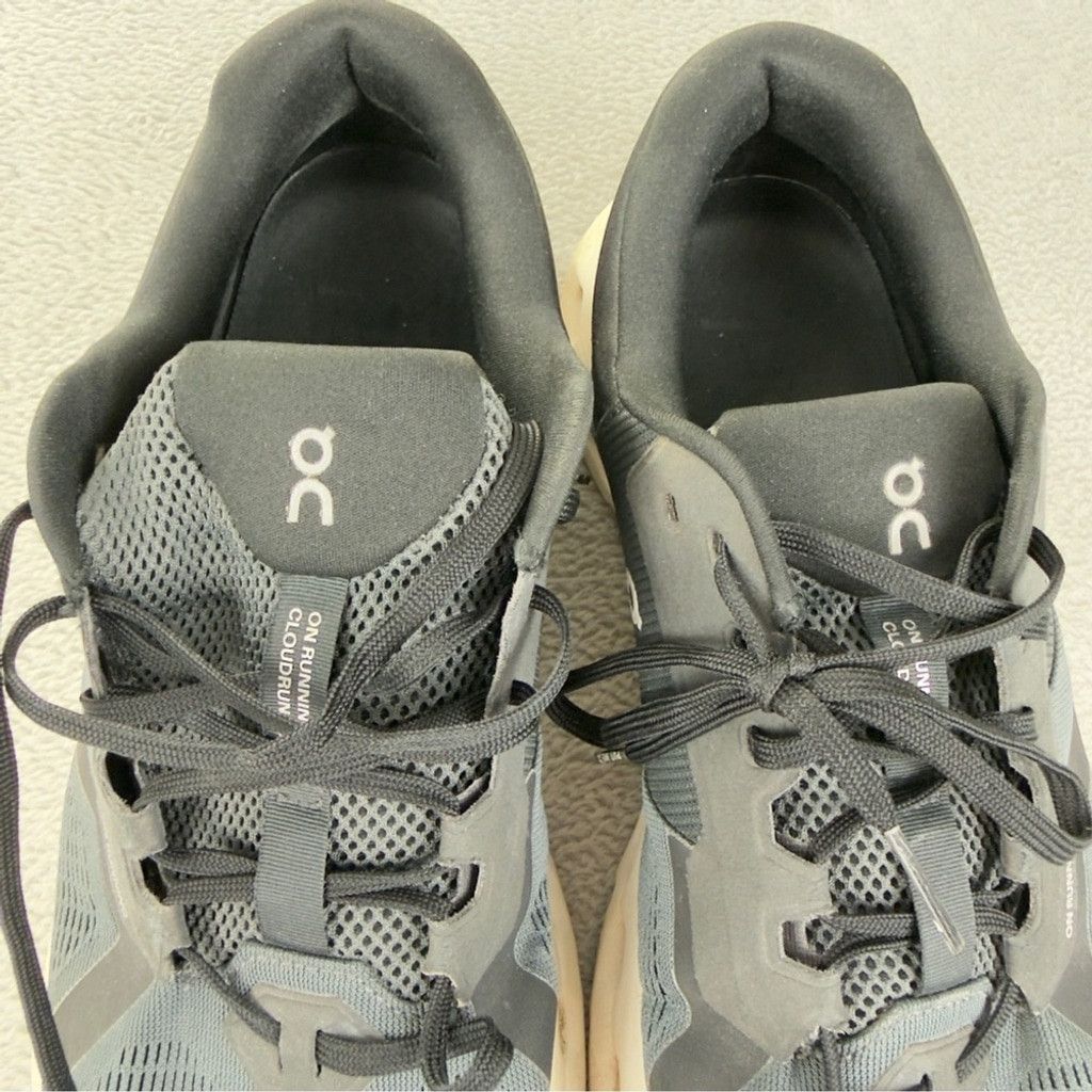 On On Cloudrunner 2 Men's Size 13 US/12.5 UK/48 EU Eclipse/Blac Size US 13 / EU 46 - 11 Thumbnail