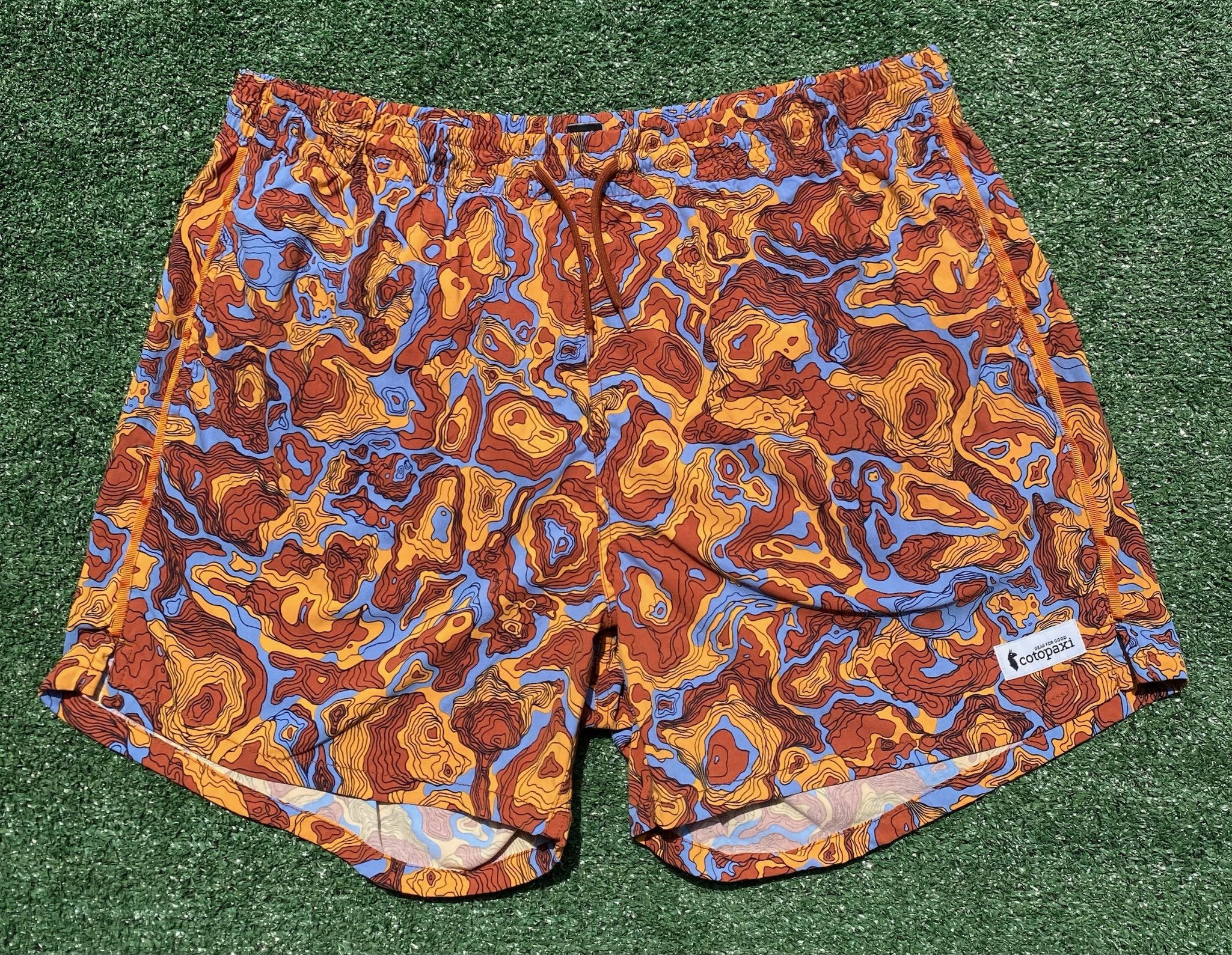 Cotopaxi Cotopaxi Brinco Graphic Print Colorful Lined Shorts XL Size US 40 / EU 56 - 1 Thumbnail