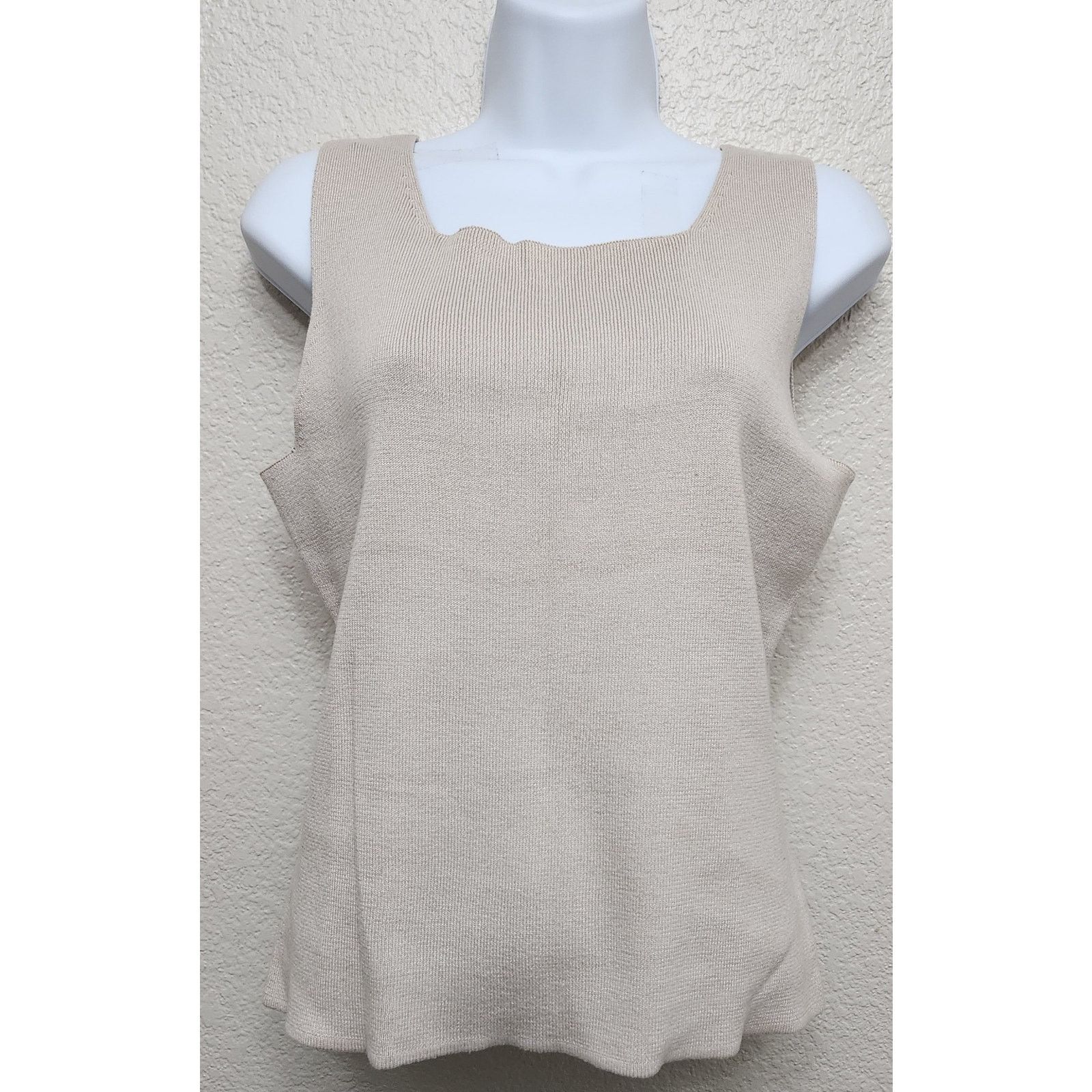Other Hampshire Studio Beige Tan Square Neck Tank Top PM Stretch Size M / US 6-8 / IT 42-44 - 1 Thumbnail
