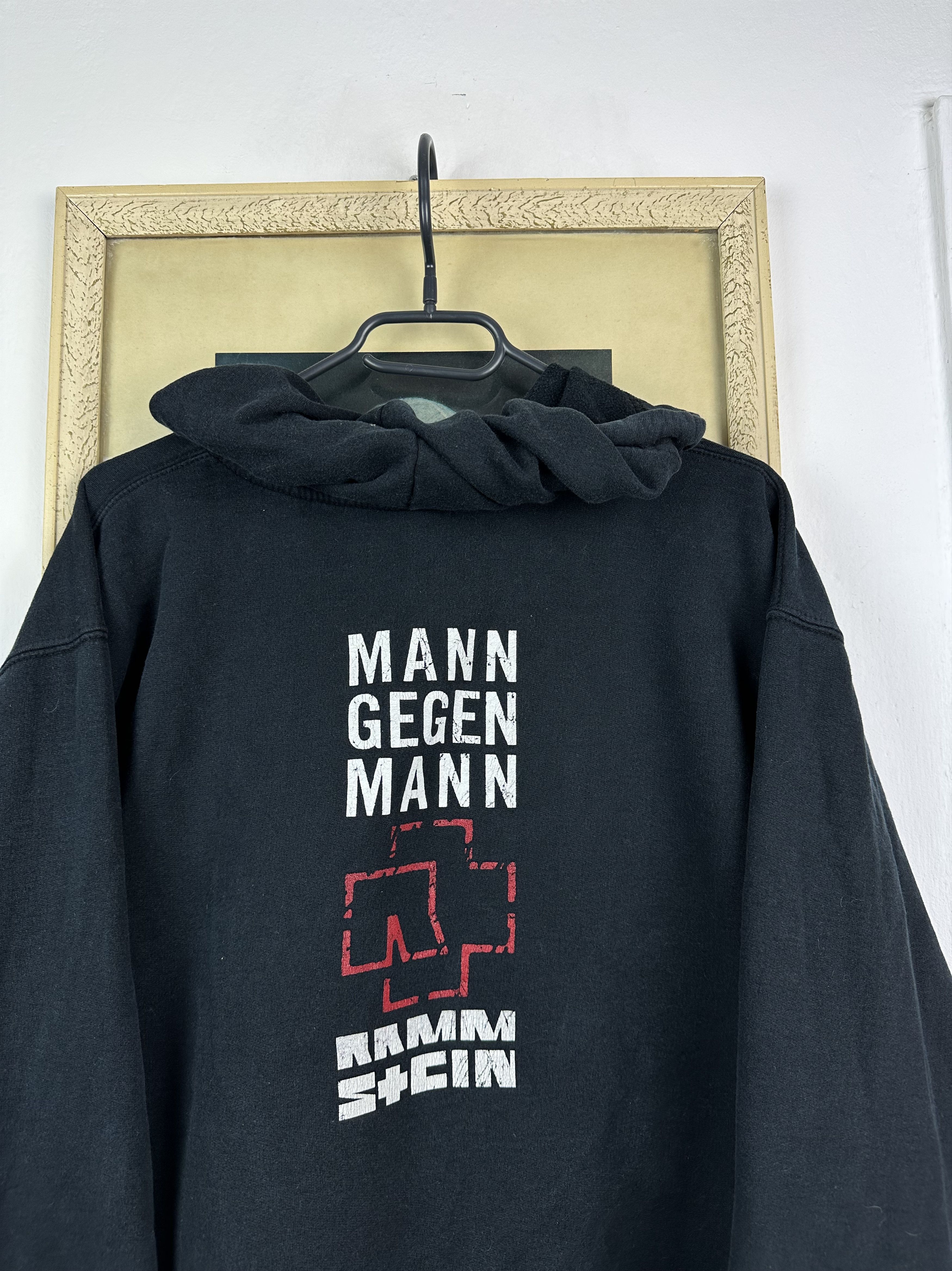 Band Tees × Vintage Vintage 2005 Rammstein Mann Gegen Rosenrot Hoodie Rare Size US M / EU 48-50 / 2 - 9 Thumbnail