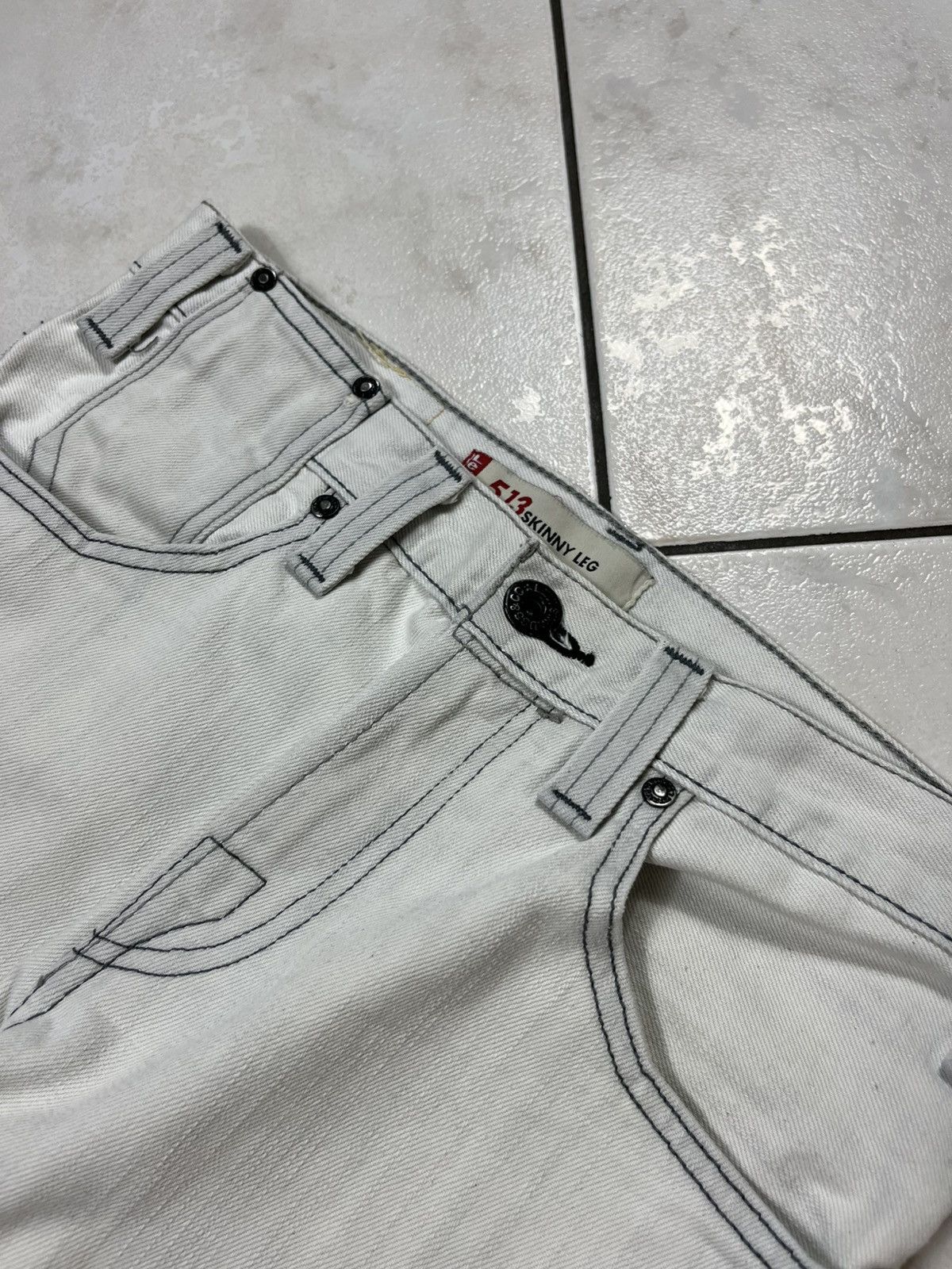 Designer × Levi's × Vintage Vintage Levi’s 513 skinny leg zip pockets denim jeans pants Size US 30 / EU 46 - 9 Thumbnail