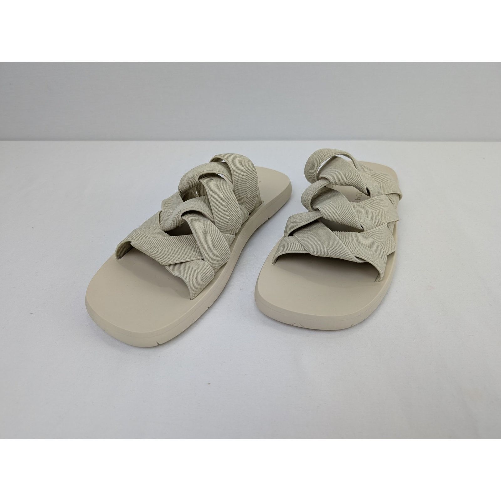 Bottega Veneta o1rshd1 Intrecciato Starfish Plat Sandal in Sea Salt Size US 9 / EU 42 - 6 Thumbnail