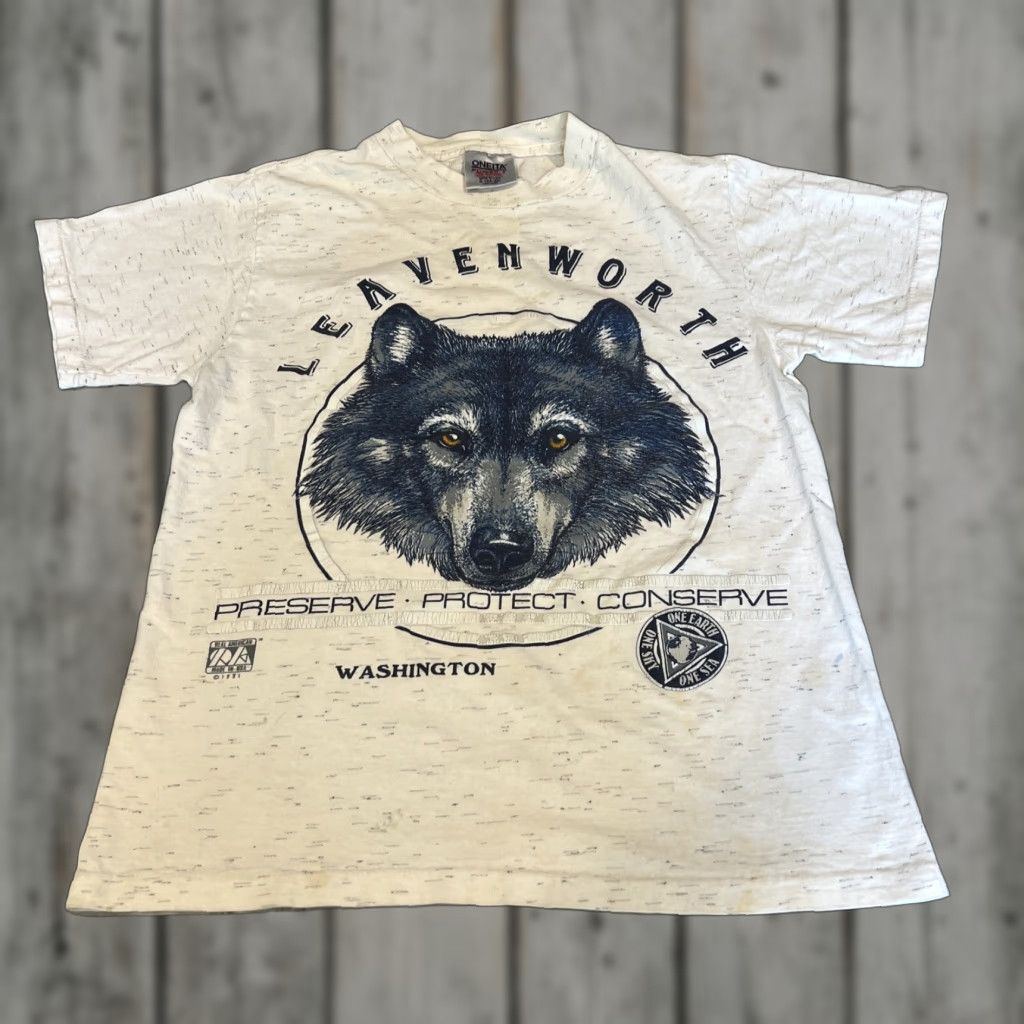 Vintage VINTAGE Oneita Leavenworth Wolf Graphic Preserve Protect Conserve Single Stitch S T-Shirt USA 1991 Mens? Womens? Size US S / EU 44-46 / 1 - 1 Thumbnail
