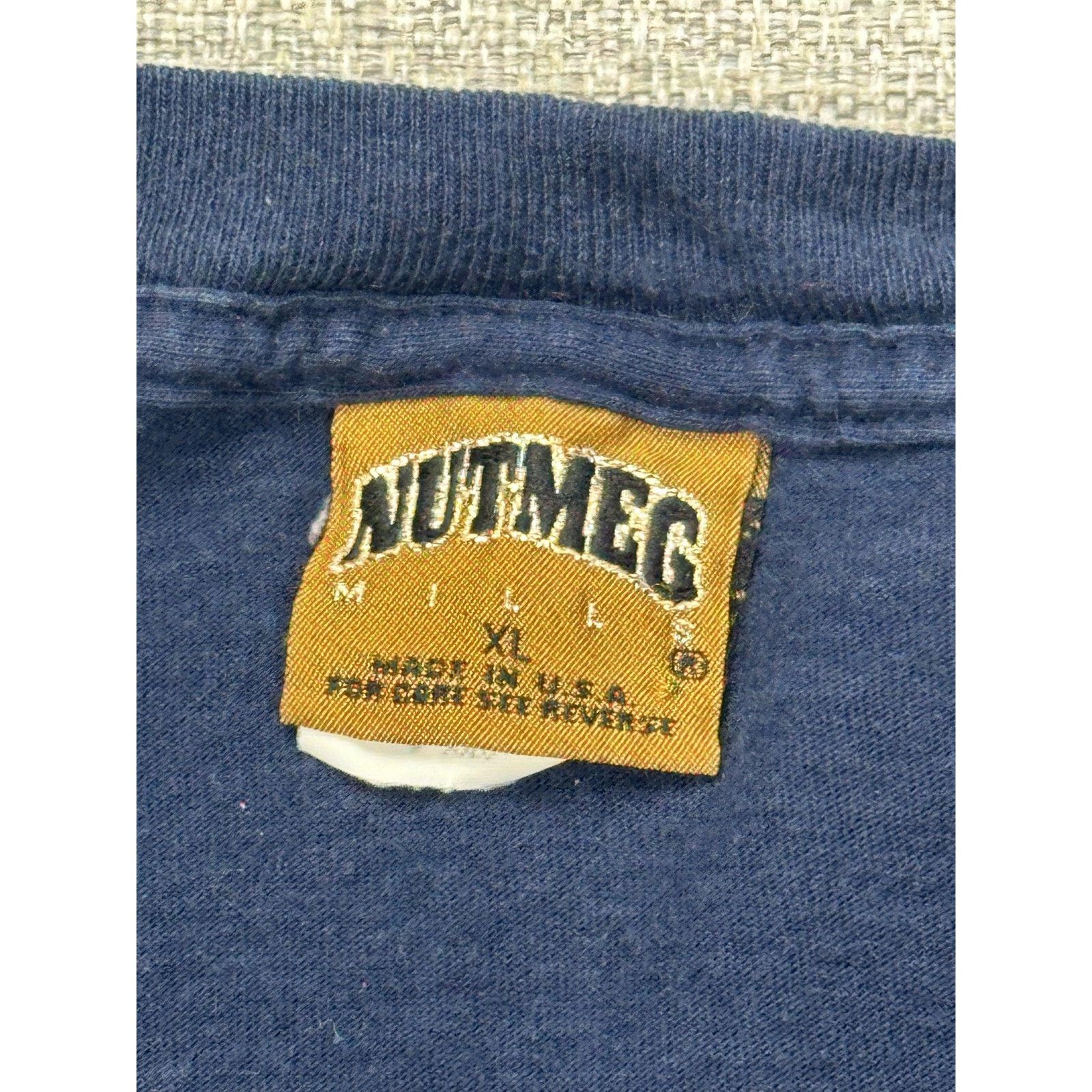 Nutmeg UConn Huskies Shirt XL Blue Nutmeg Mills College USA 90s Size US XL / EU 56 / 4 - 10 Thumbnail