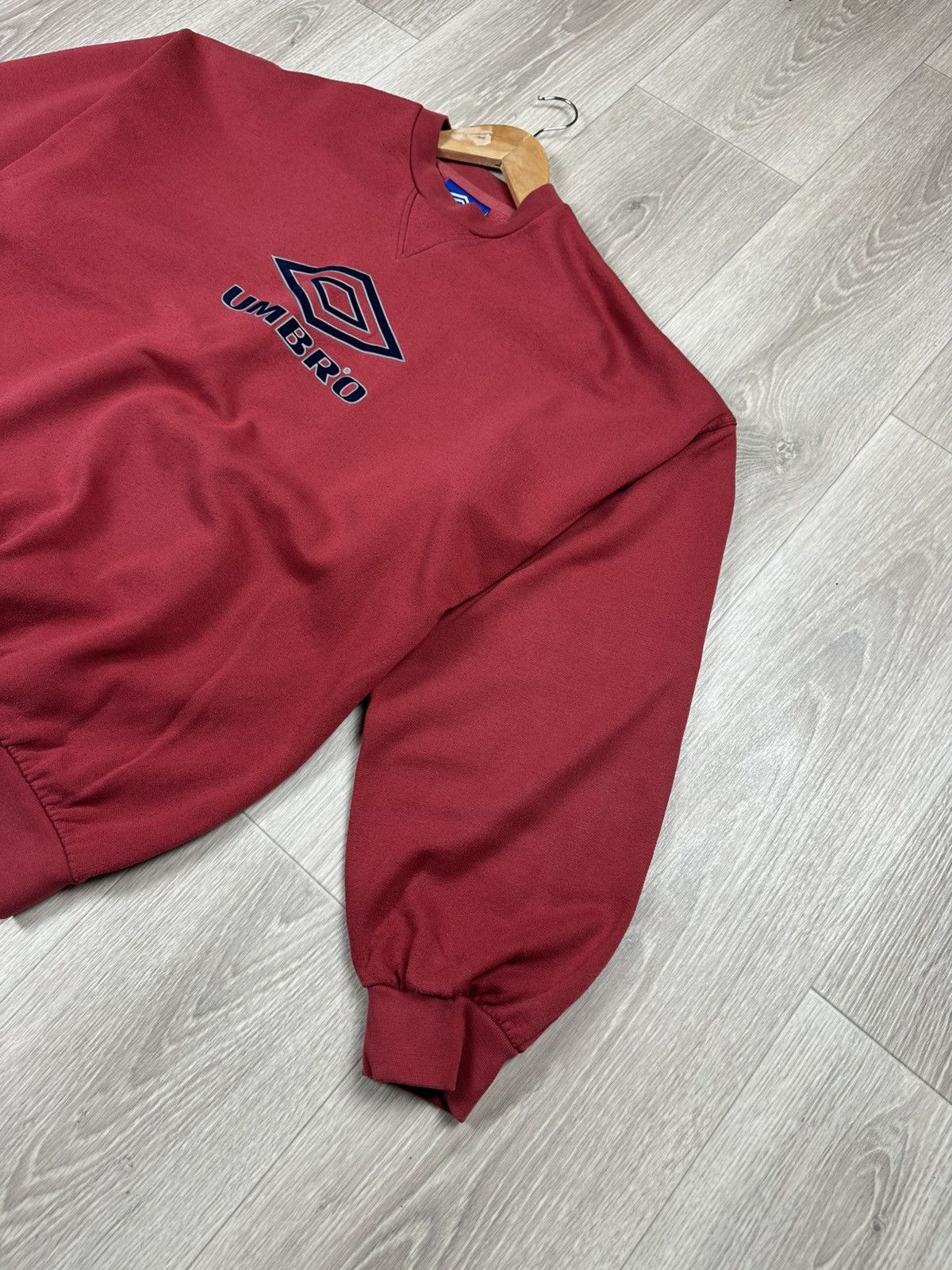 Umbro Vintage UMBRO Crewneck Sweatshirt Big Reflective Logo Size US XL / EU 56 / 4 - 4 Thumbnail