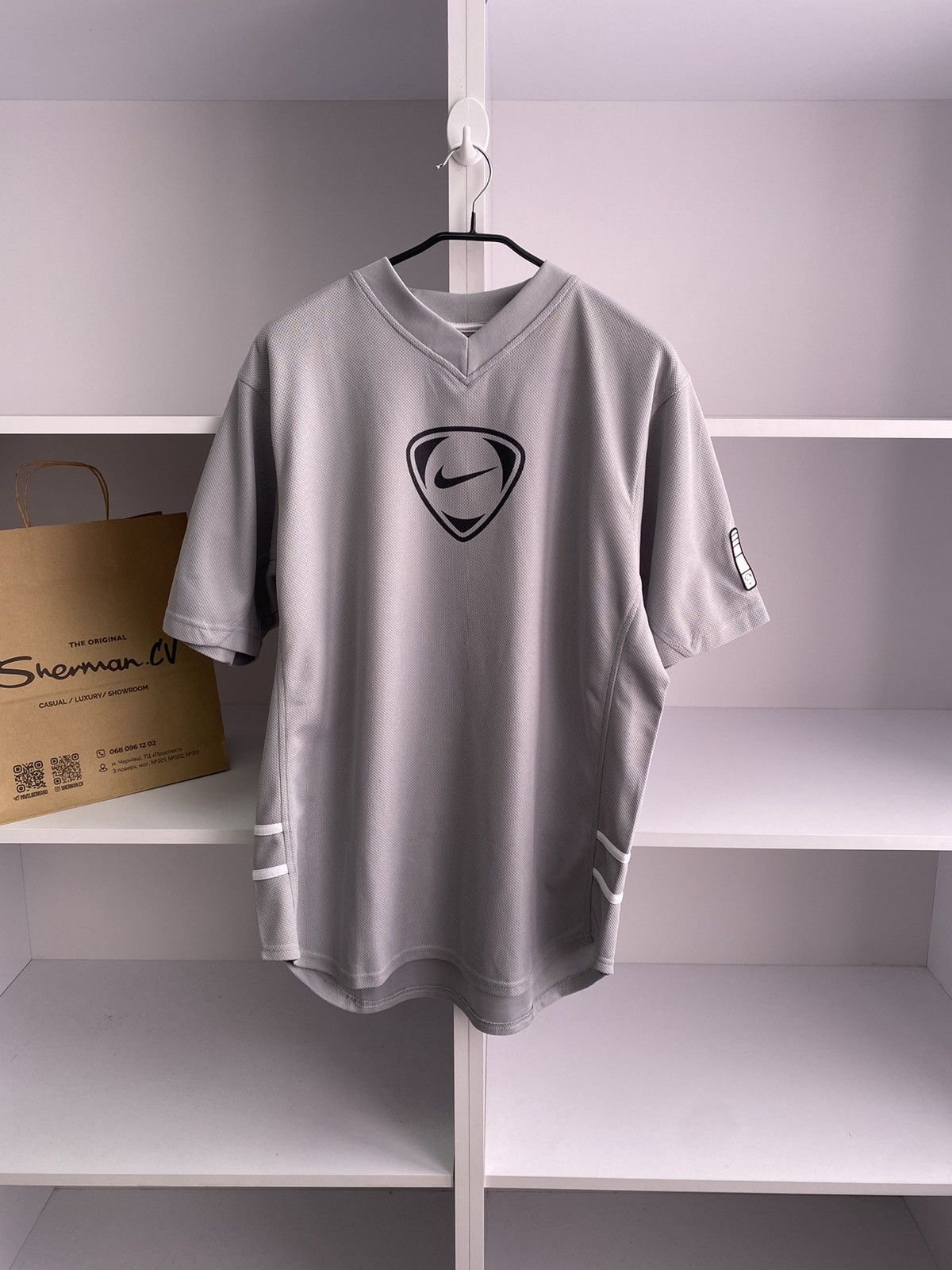 Nike × Vintage Vintage Nike Big Logo Grey Tee Size US XL / EU 56 / 4 - 1 Thumbnail