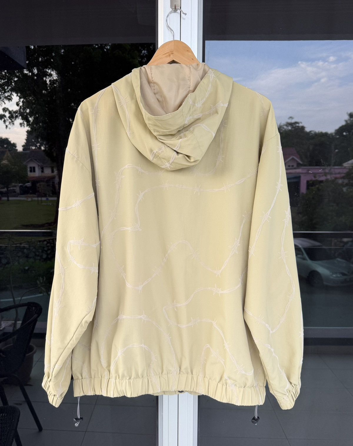 Huf HUF Barbed Wire Jacket Beige Hooded Streetwear UtilityJacket Size US L / EU 52-54 / 3 - 9 Thumbnail