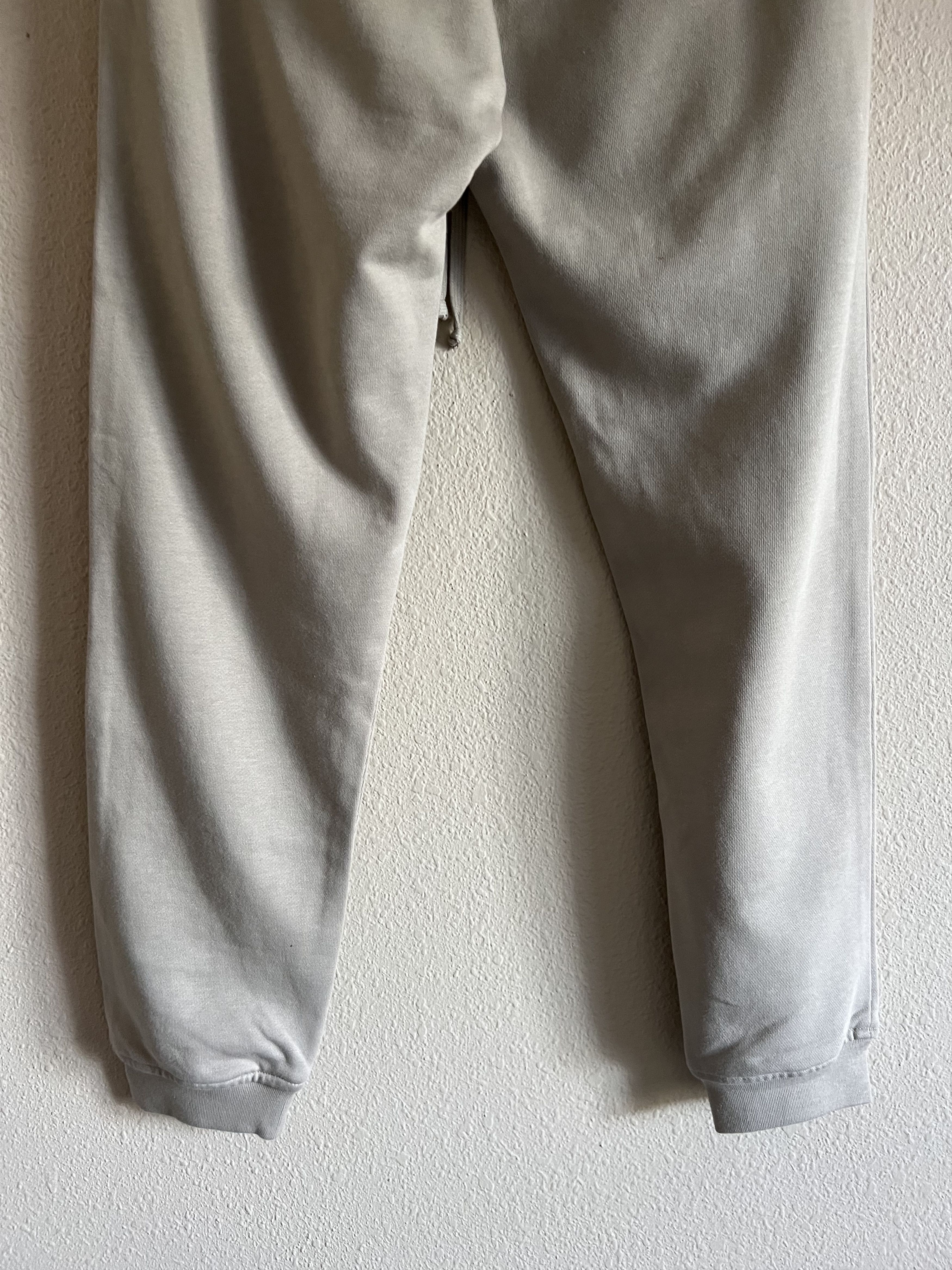 Champion × Rick Owens Rick Owens Champion Embroidered Logo Jogger Sweatpants Size US 29 - 7 Thumbnail