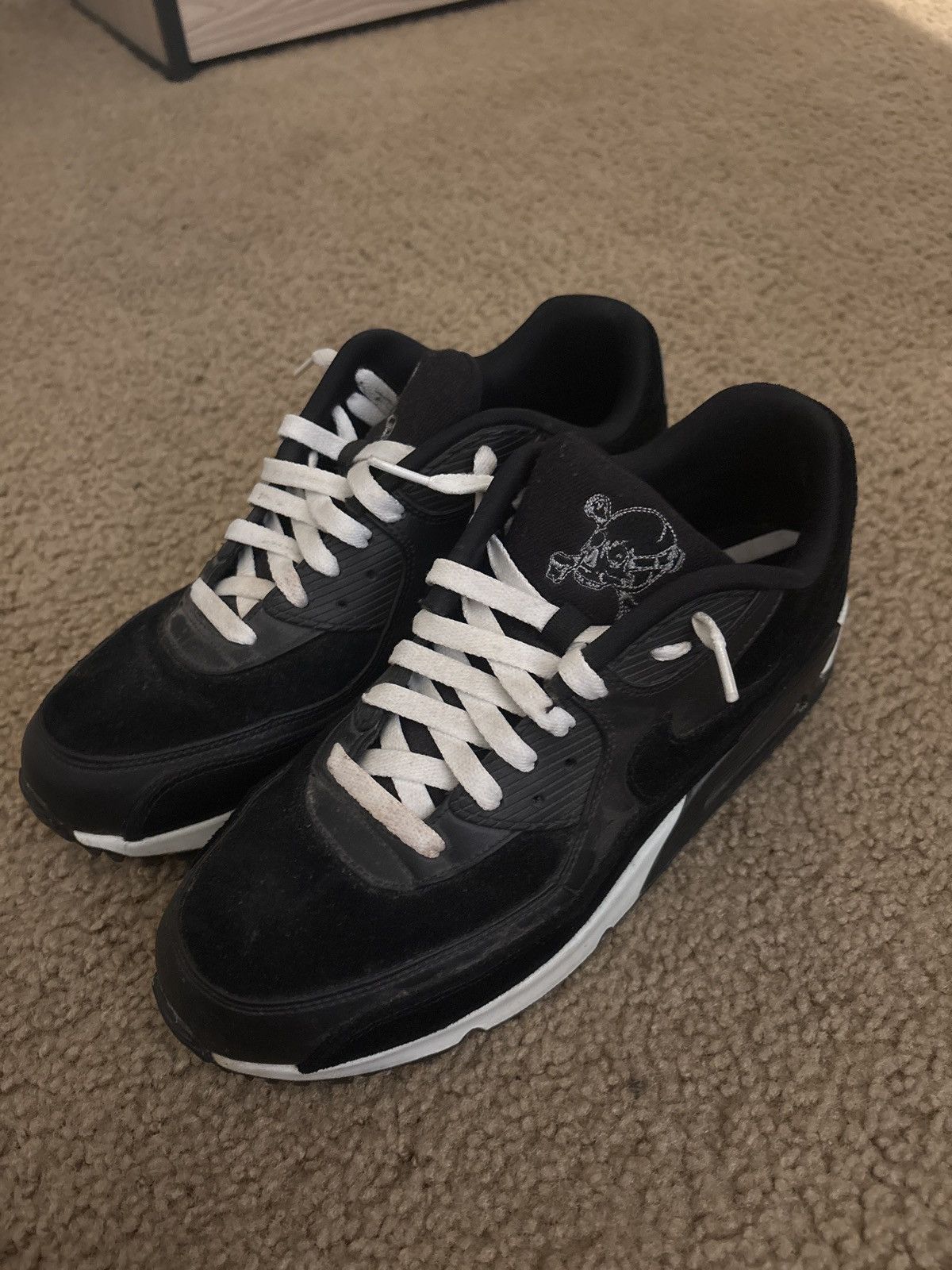 Nike Nike Air Max 90 rebel skull Size US 10 / EU 43 - 4 Thumbnail