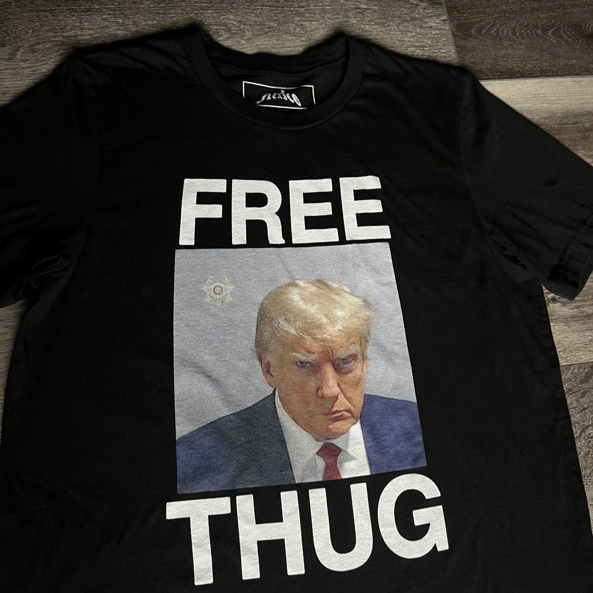 Goth Money RARE Goth Money Records Flexico Free Thug Trump Mugshot Tee Size US L / EU 52-54 / 3 - 2 Thumbnail