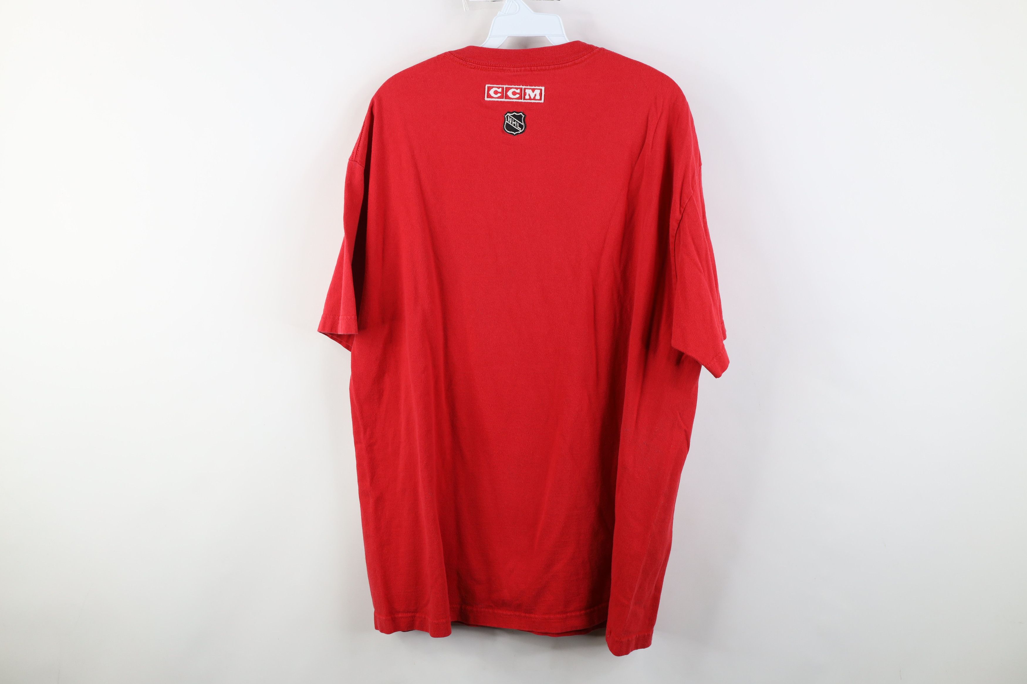 Ccm Vintage 90s CCM Spell Detroit Red Wings Hockey T-Shirt Red Size US XL / EU 56 / 4 - 11 Thumbnail