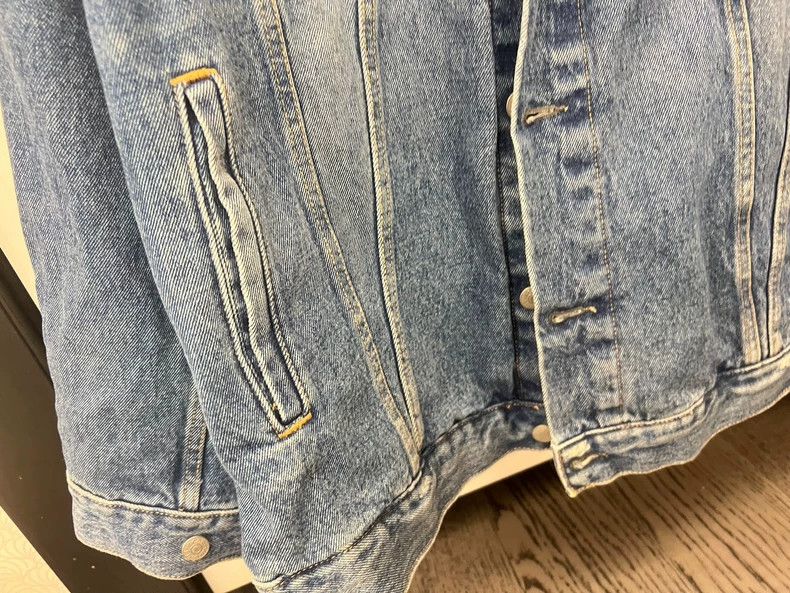 Acne Studios acne studios Blue washed distressed denim jacket Size US XL / EU 56 / 4 - 8 Thumbnail