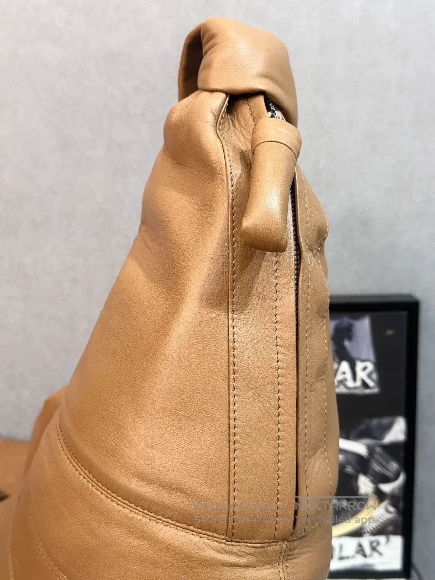 Lemaire Lemaire Large Croissant Leather Bag. Size ONE SIZE - 8 Thumbnail