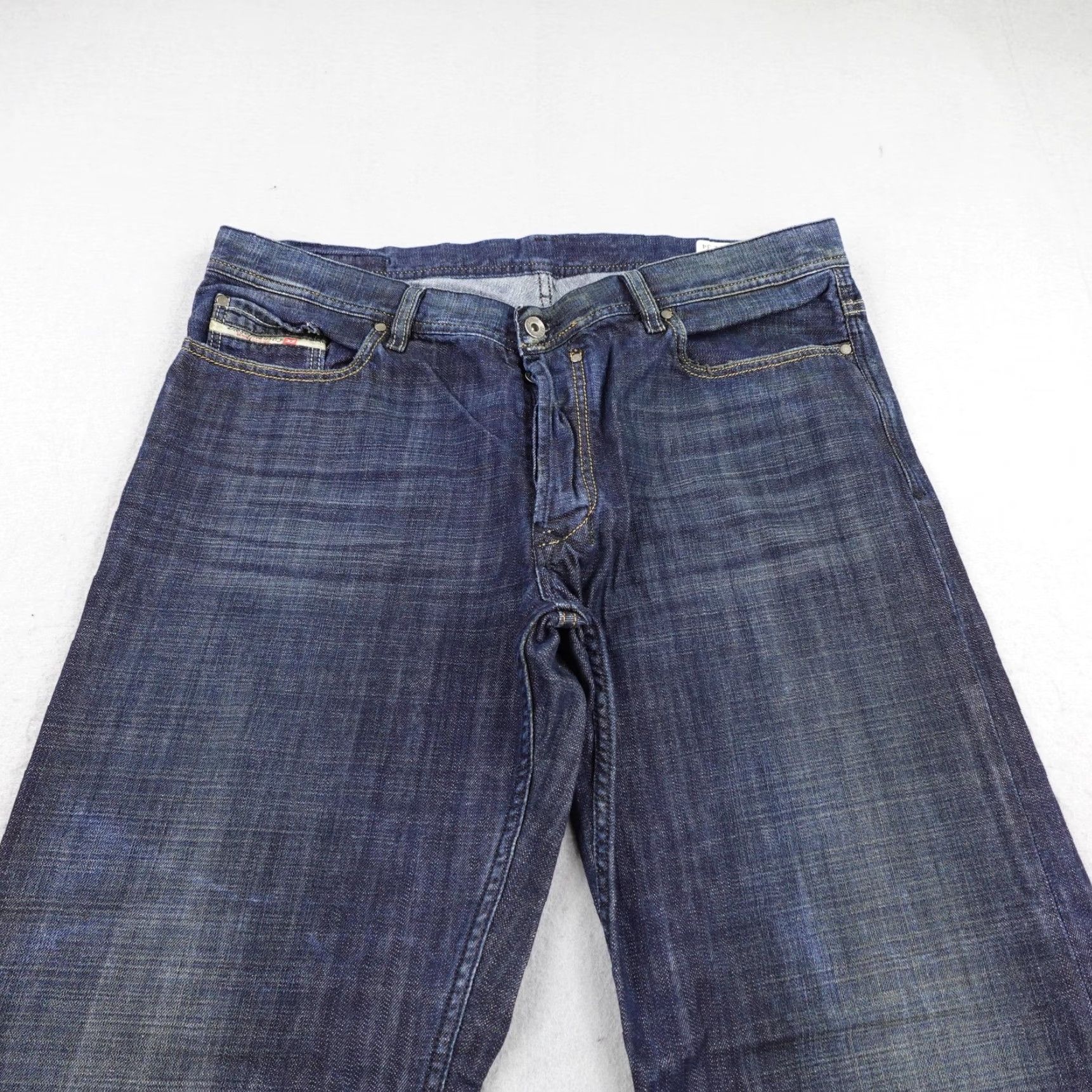Diesel Diesel Jeans Mens 38x32 Blue Denim Quratt 008FI Button Fly Straight Loose Italy Jeans Mens 38 Blue Denim Quratt 008FI Button Fly Straight Loose Italy Size US 38 / EU 54 - 2 Thumbnail