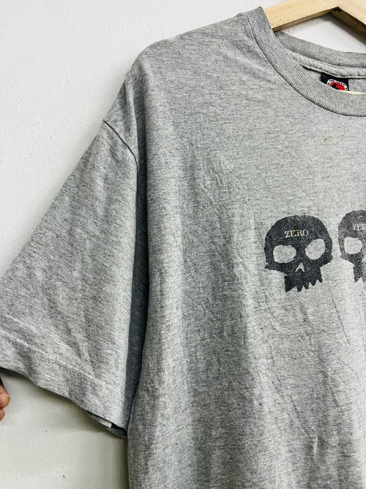 Hook-Ups Vintage Zero Skateboard Skull Tee Size US L / EU 52-54 / 3 - 4 Thumbnail