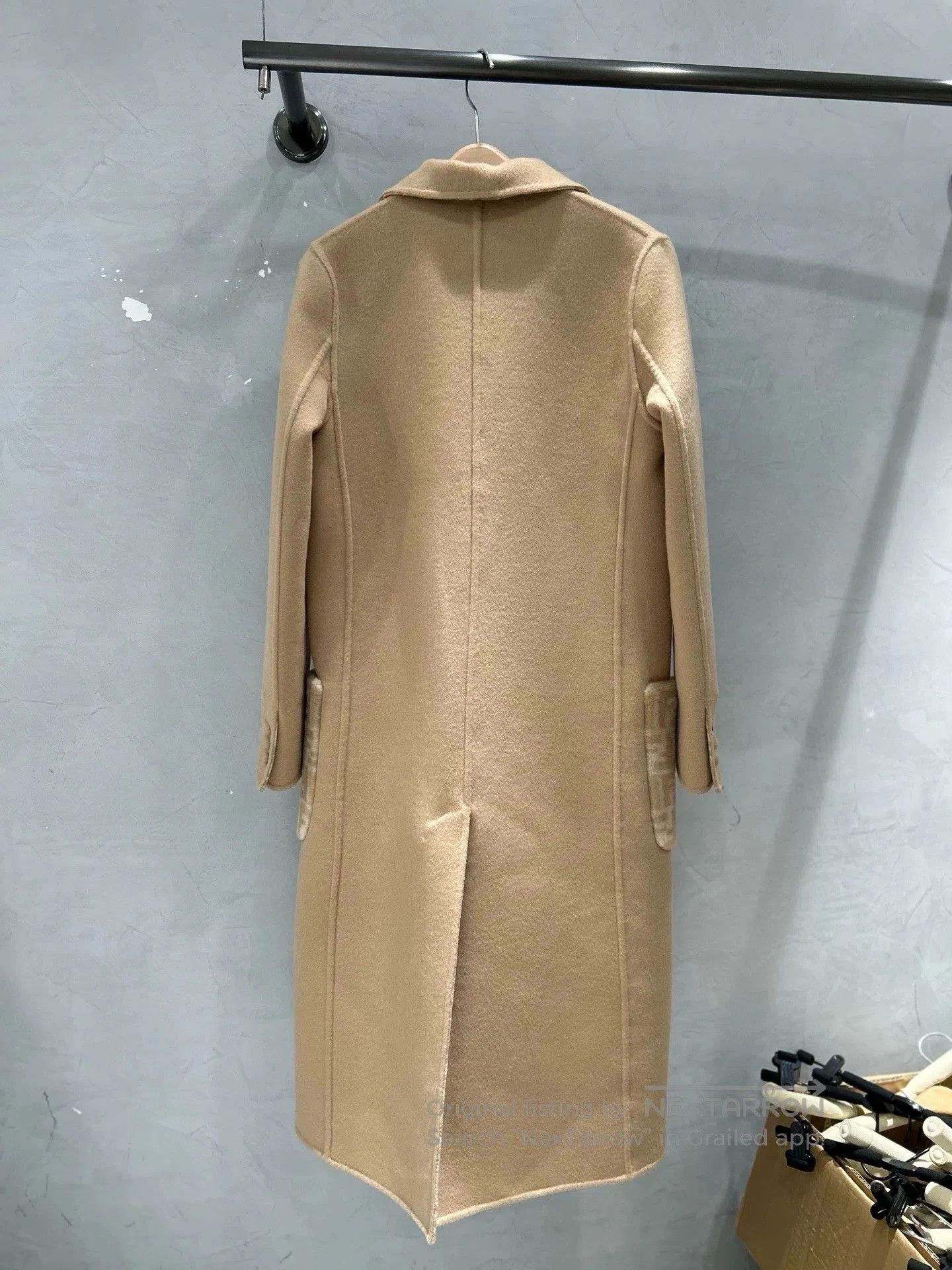 Fendi Fendi Beige. Size US S / EU 44-46 / 1 - 8 Thumbnail