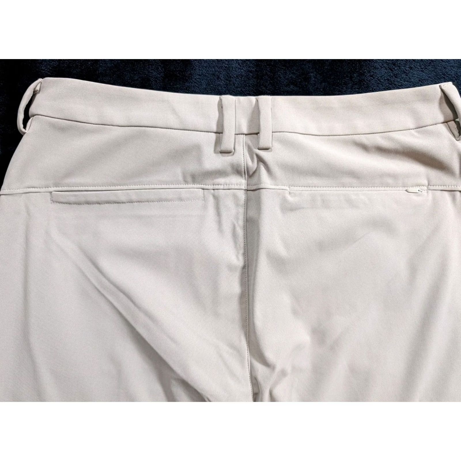 Rhone Rhone Slim Cropped Pants Men's 32x26 Beig e Stretch Polyester Flat Front Inseam 26 In Tapered Size US 32 / EU 48 - 7 Thumbnail