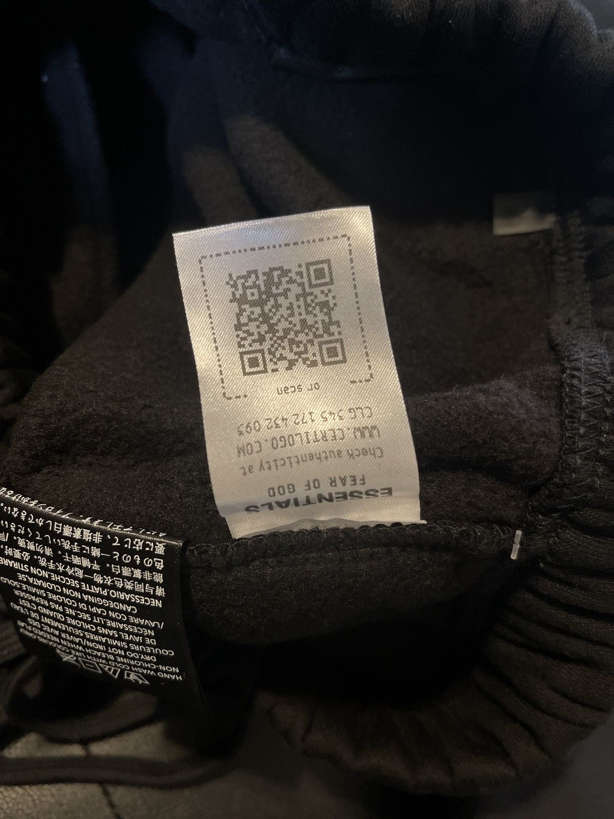 Essentials Men essential hoodie Size US S / EU 44-46 / 1 - 8 Thumbnail