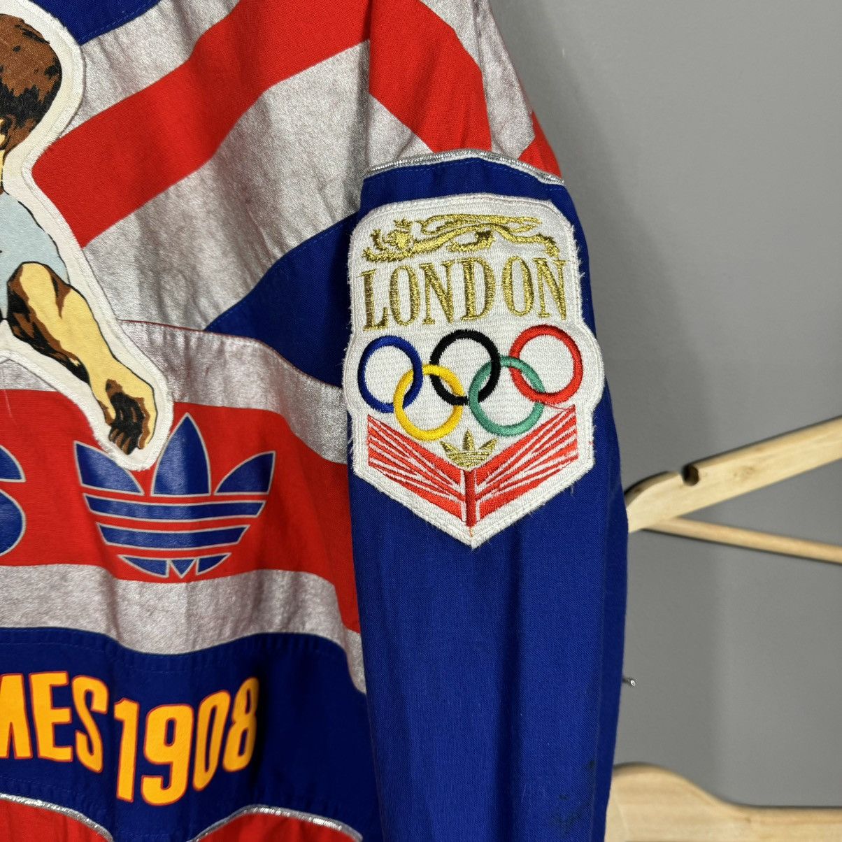 Vintage Vintage Adidas 90s London Olympic Games 1948 Sweatshirt Size US M / EU 48-50 / 2 - 6 Thumbnail