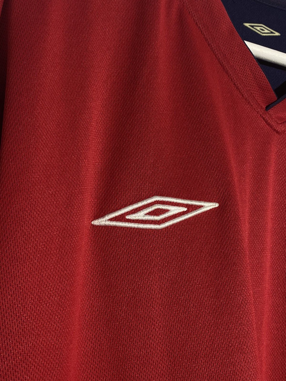 Umbro Vintage England National Team y2k streetwear style jersey Size US XL / EU 56 / 4 - 5 Thumbnail