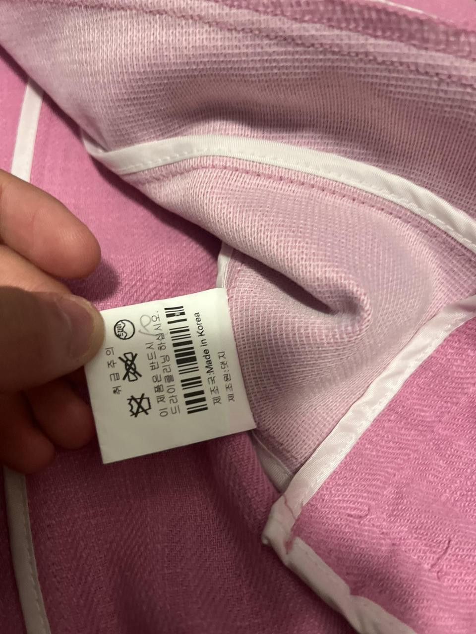 Vintage Pink Double-Breasted Blazer with Gold Buttons Size M / US 6-8 / IT 42-44 - 4 Thumbnail
