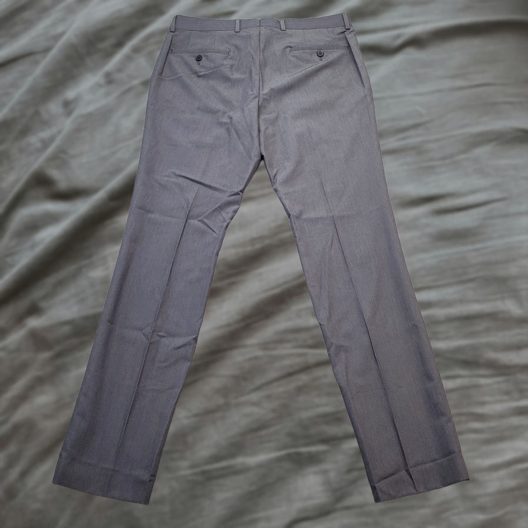 Nordstrom Nordstrom Rack Mens 40/34 Gray Flat Front Straight Leg Pants with Side Slip Pocket, Dress Pants, Regular, Size 40/34 Size US 40 / EU 56 - 1 Thumbnail