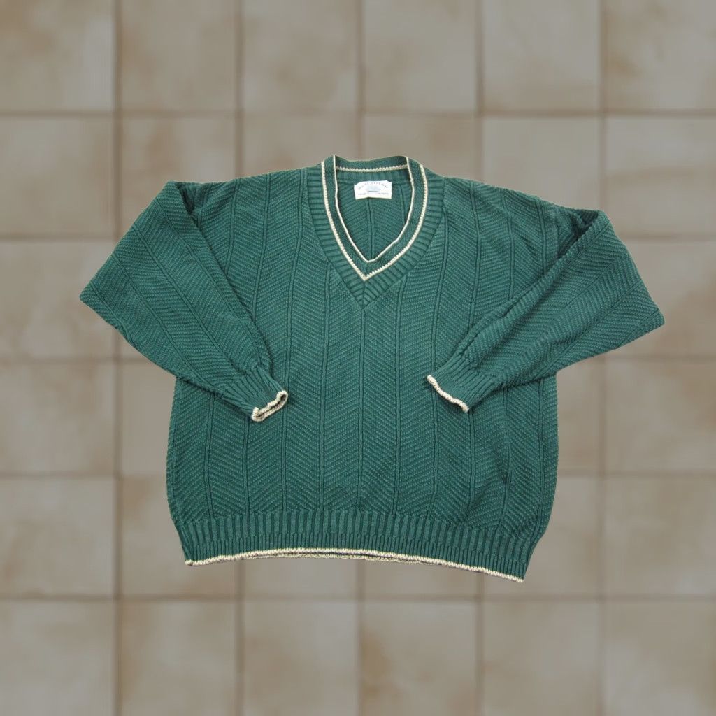 Vintage Item Specifications: Country of Origin: Philippines Size US L / EU 52-54 / 3 - 1 Thumbnail